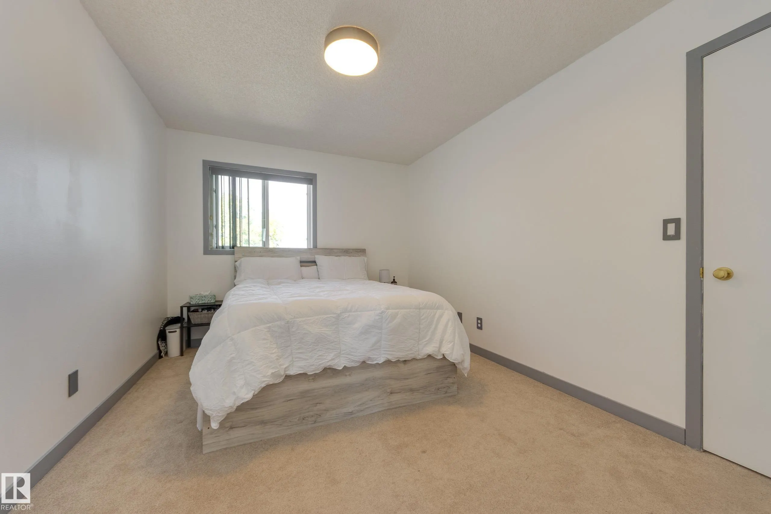 15 Ritchie Way