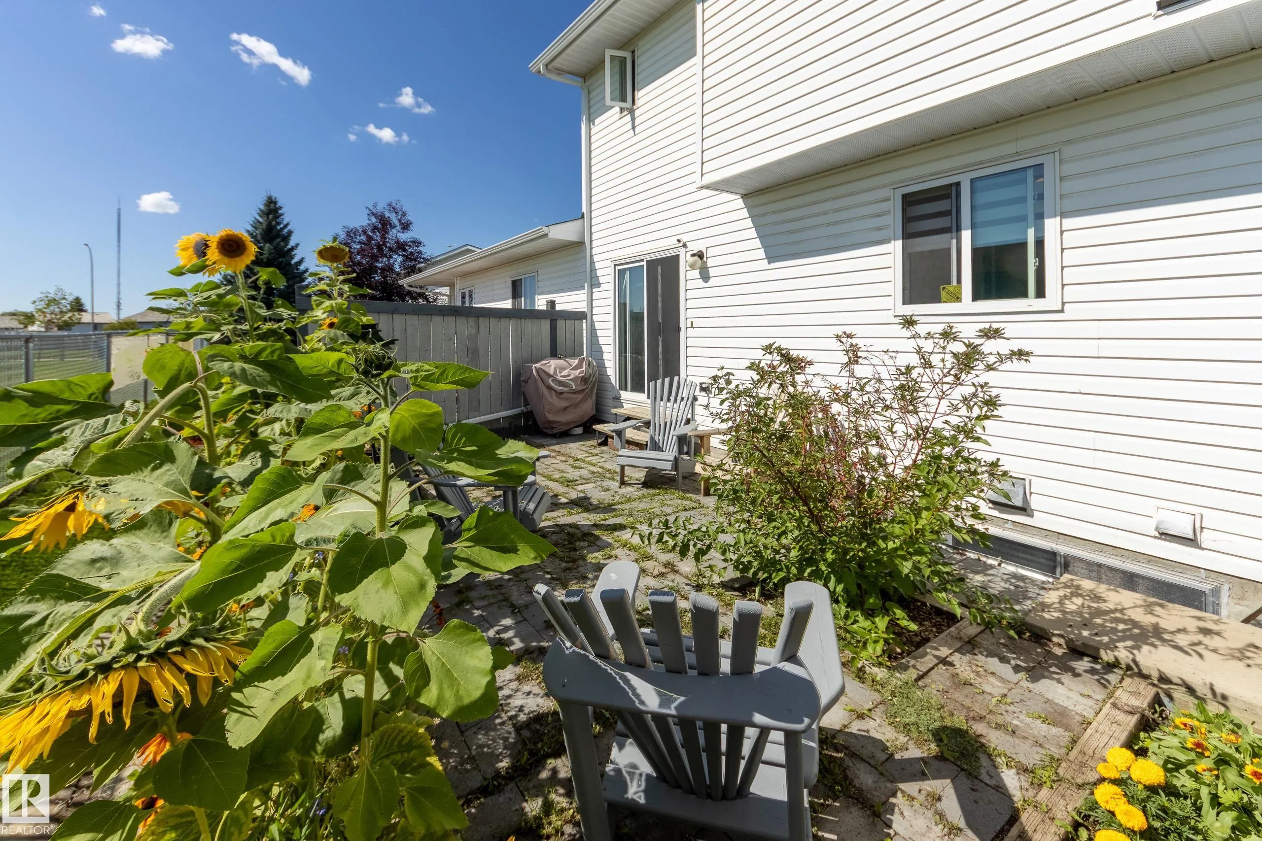15 Ritchie Way