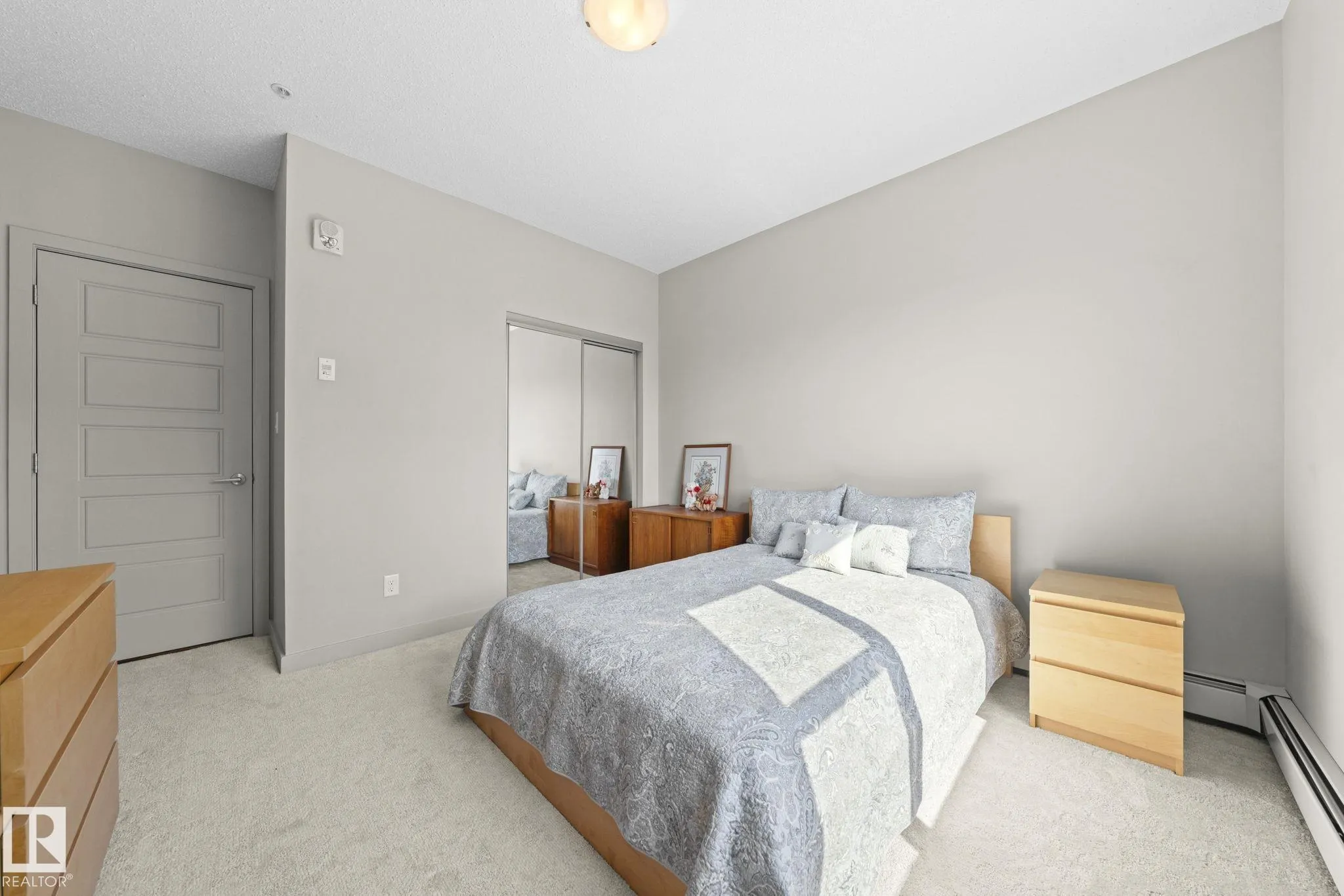 320 Ambleside Link