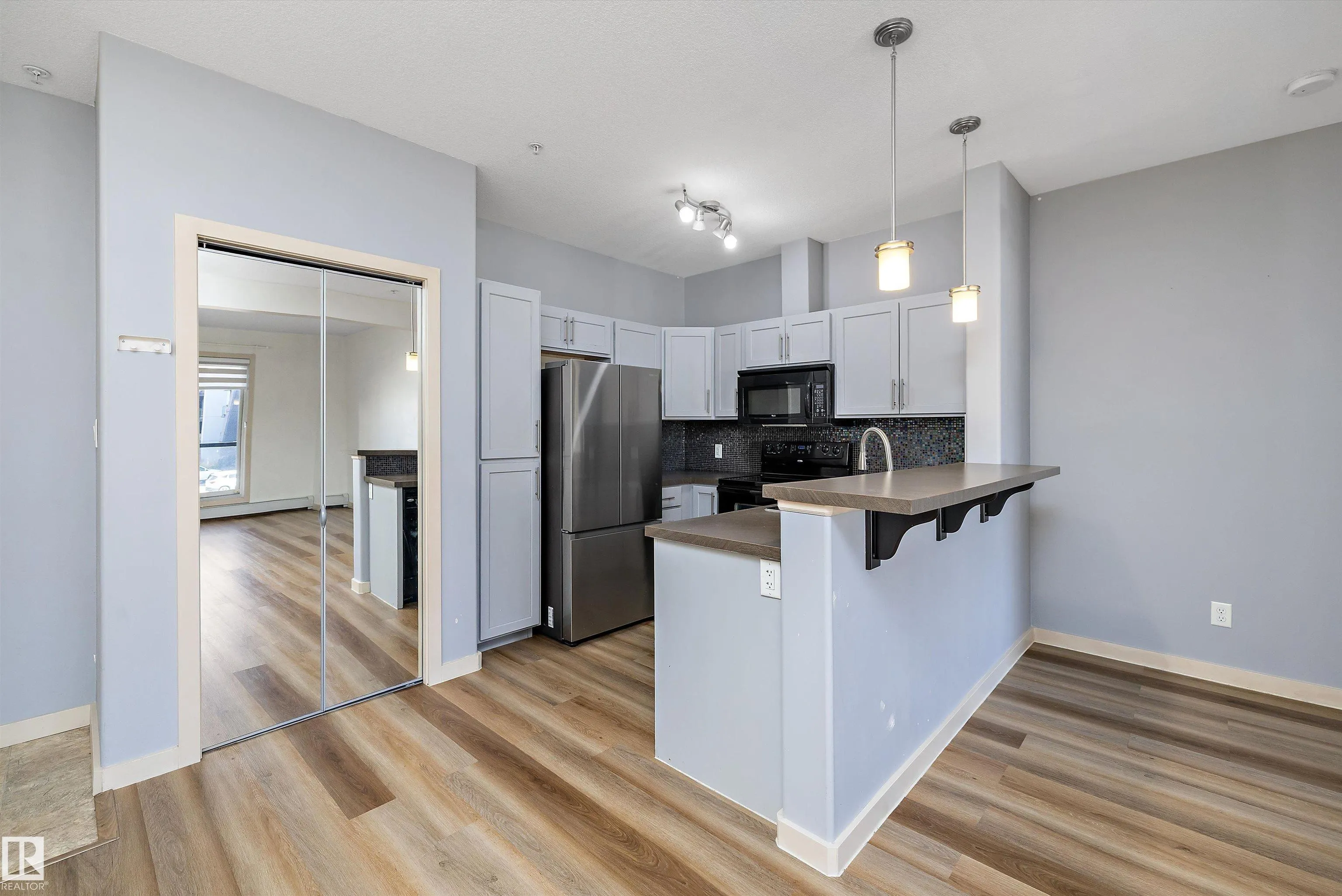 304 Ambleside Link