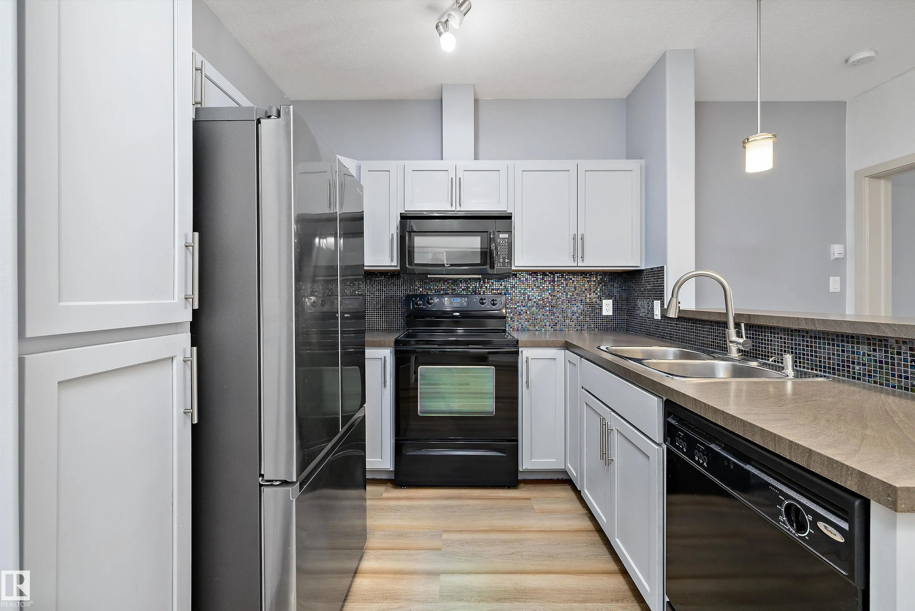 304 Ambleside Link