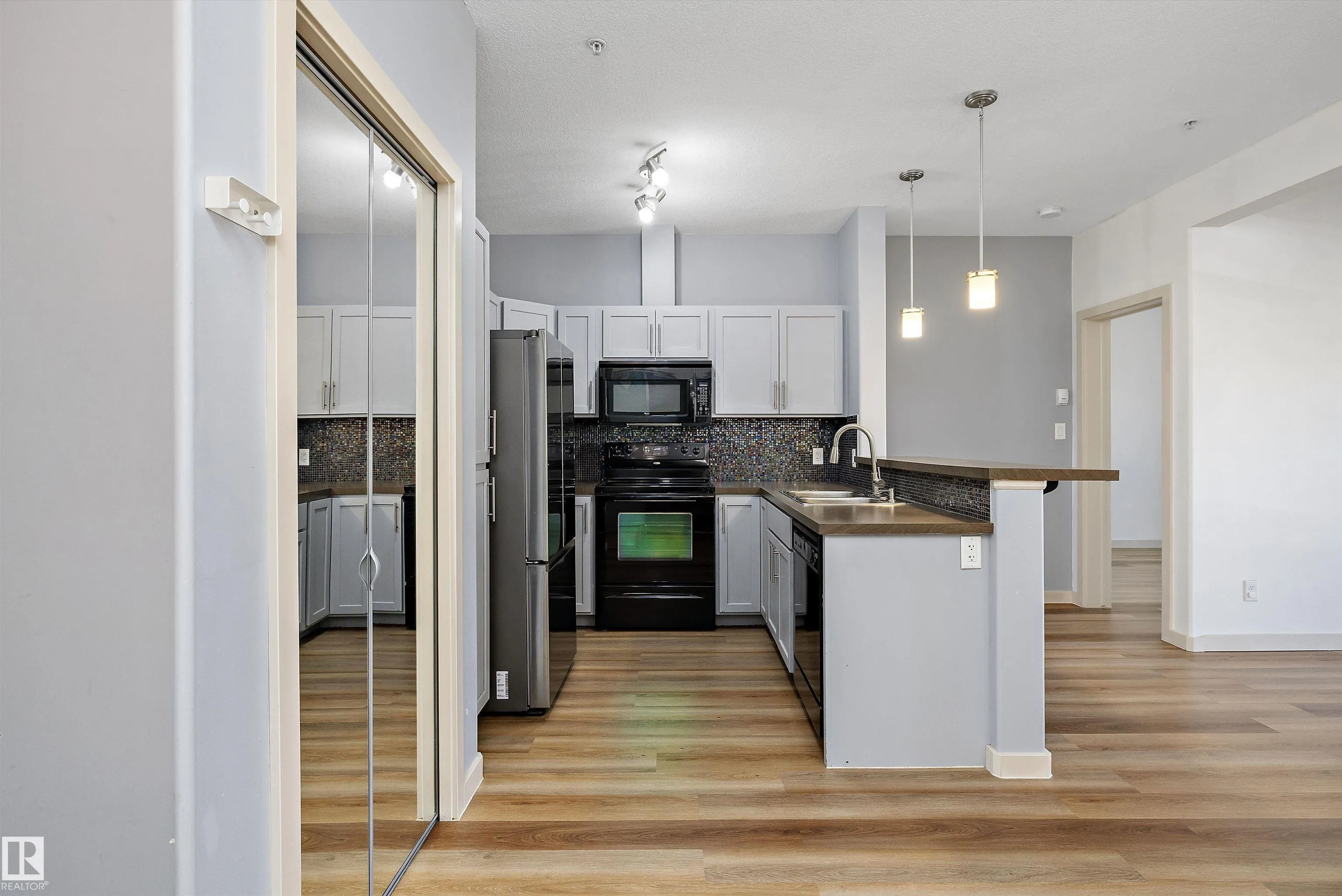 304 Ambleside Link
