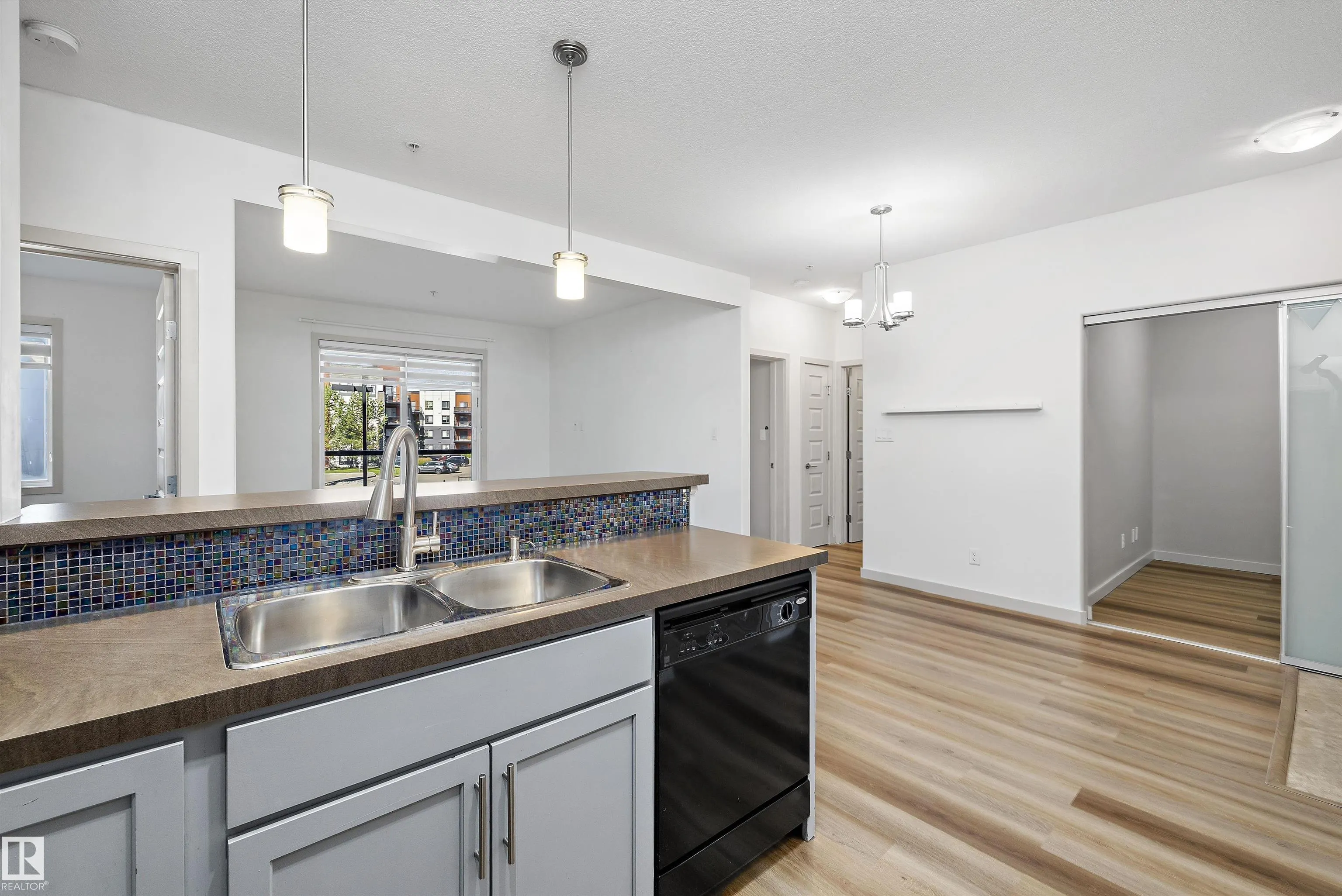 304 Ambleside Link