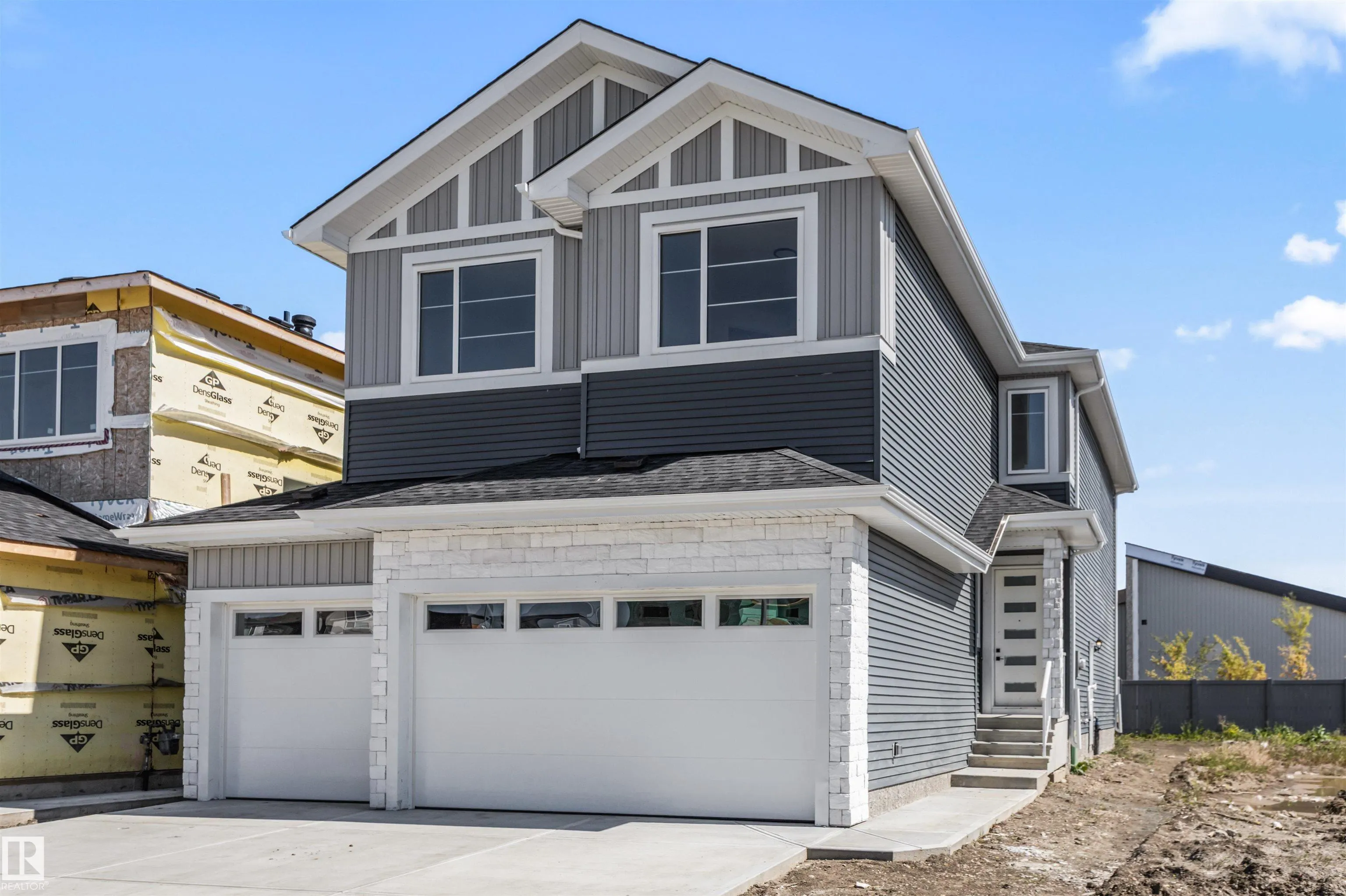 5 Mockingbird Crescent