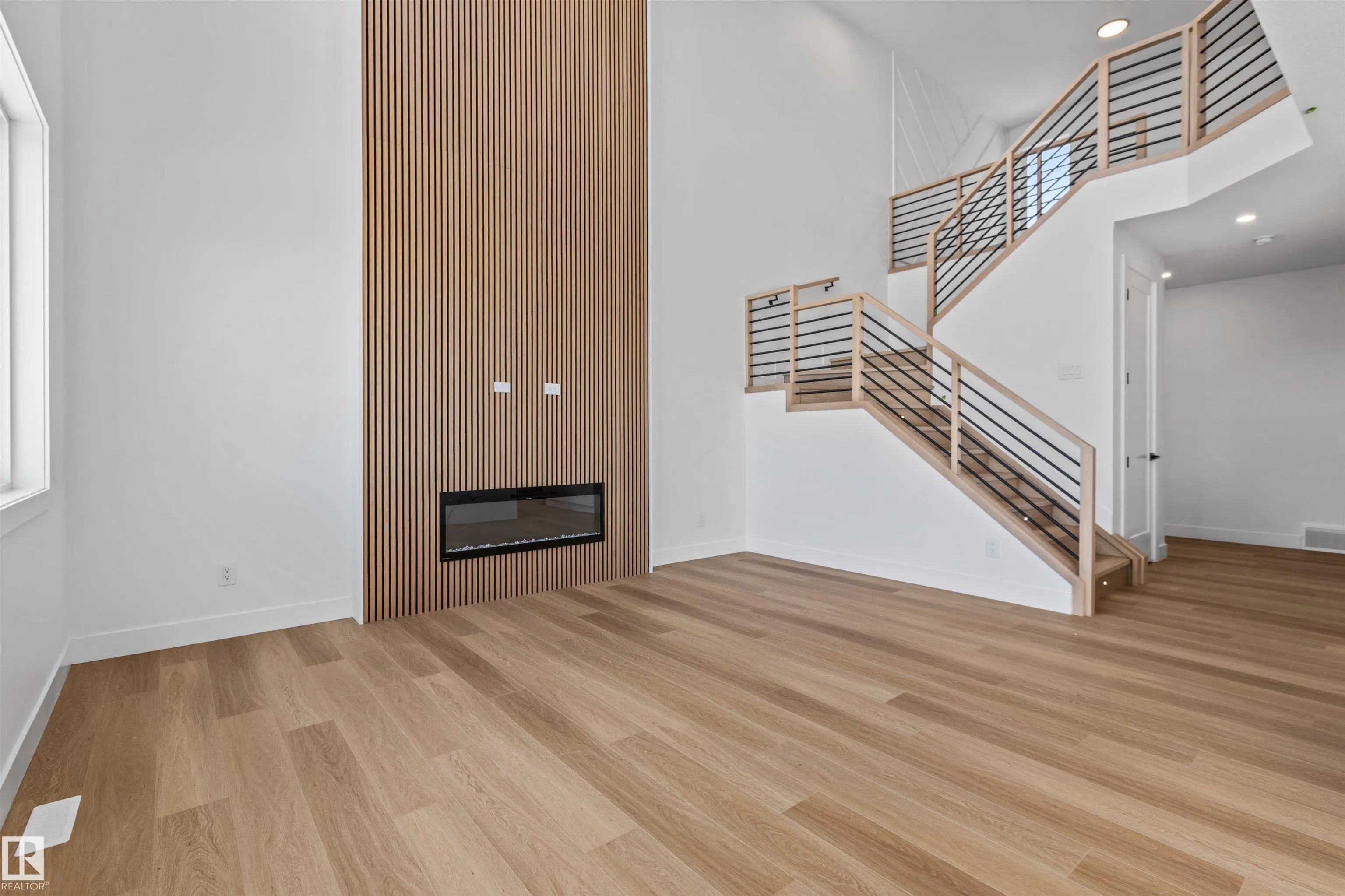 5 Mockingbird Crescent