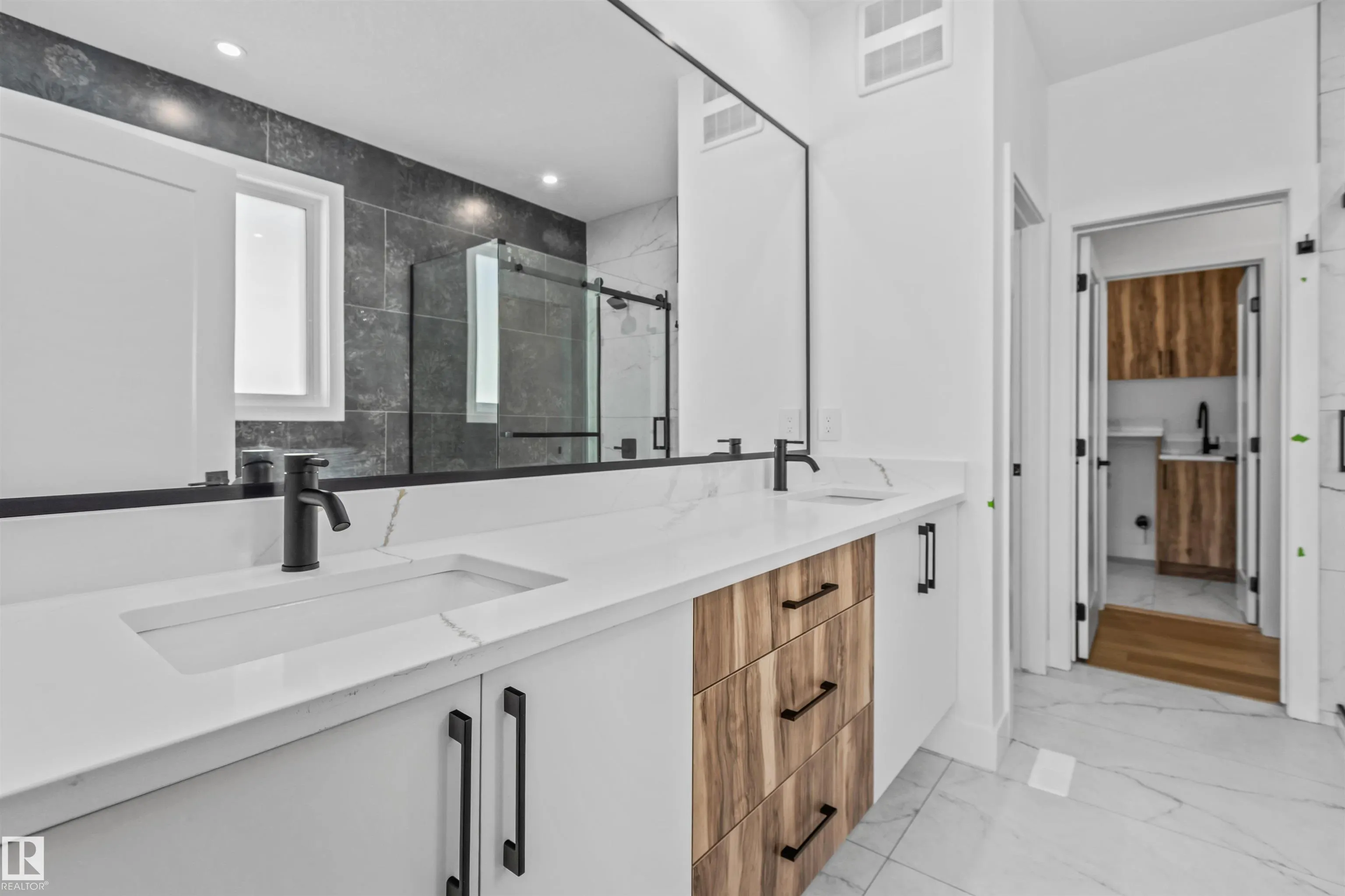 5 Mockingbird Crescent