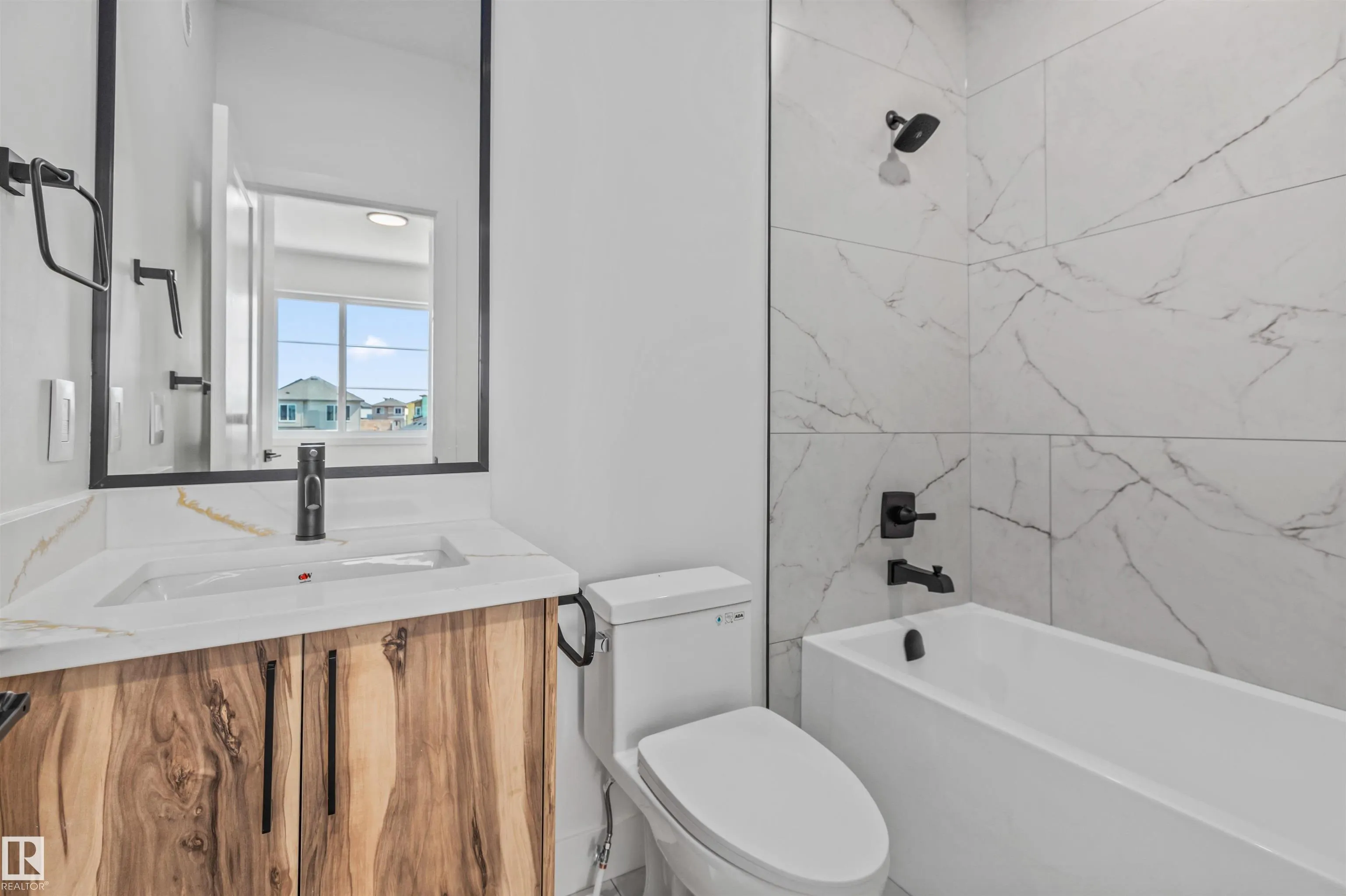 5 Mockingbird Crescent