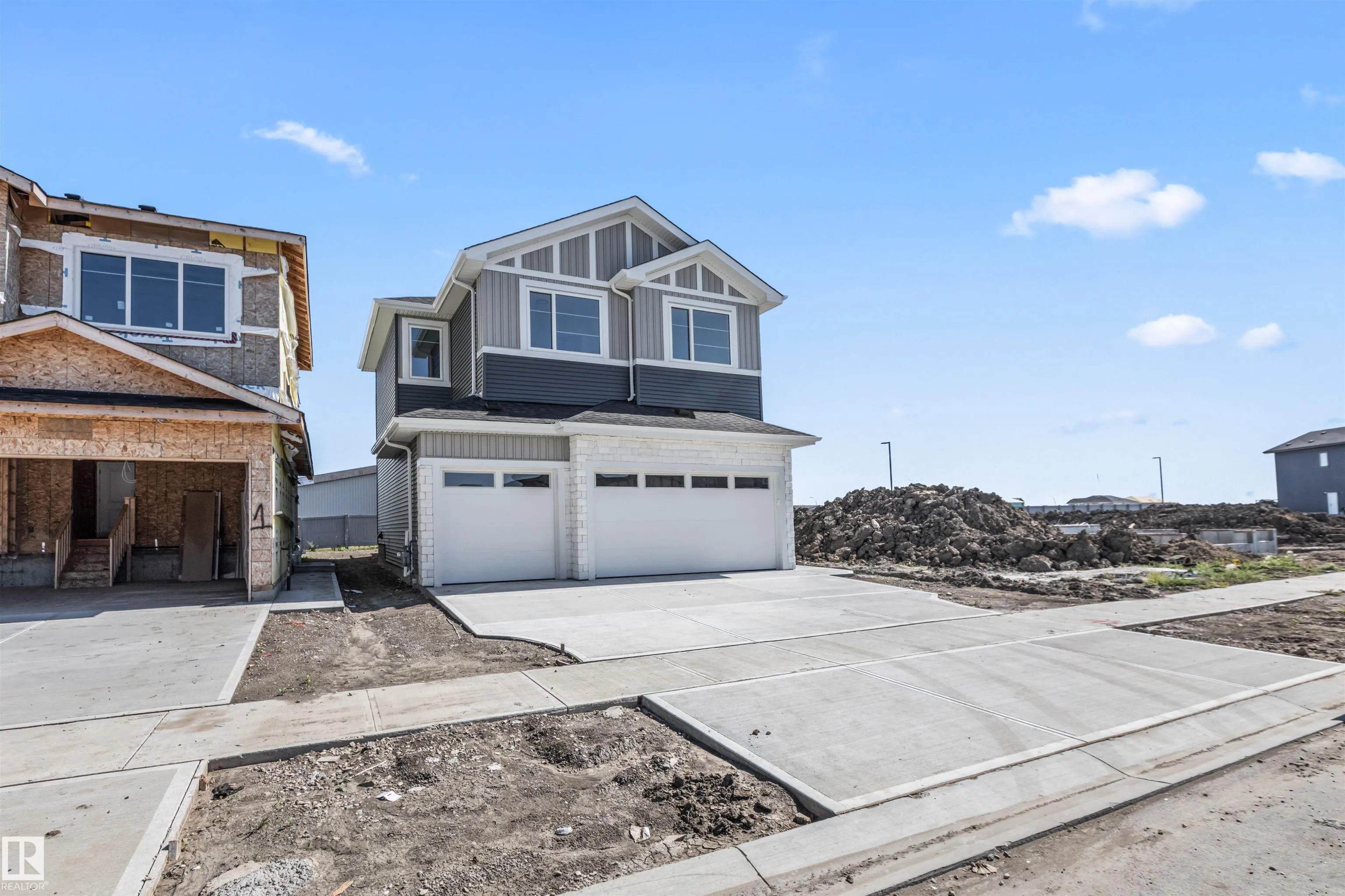 5 Mockingbird Crescent