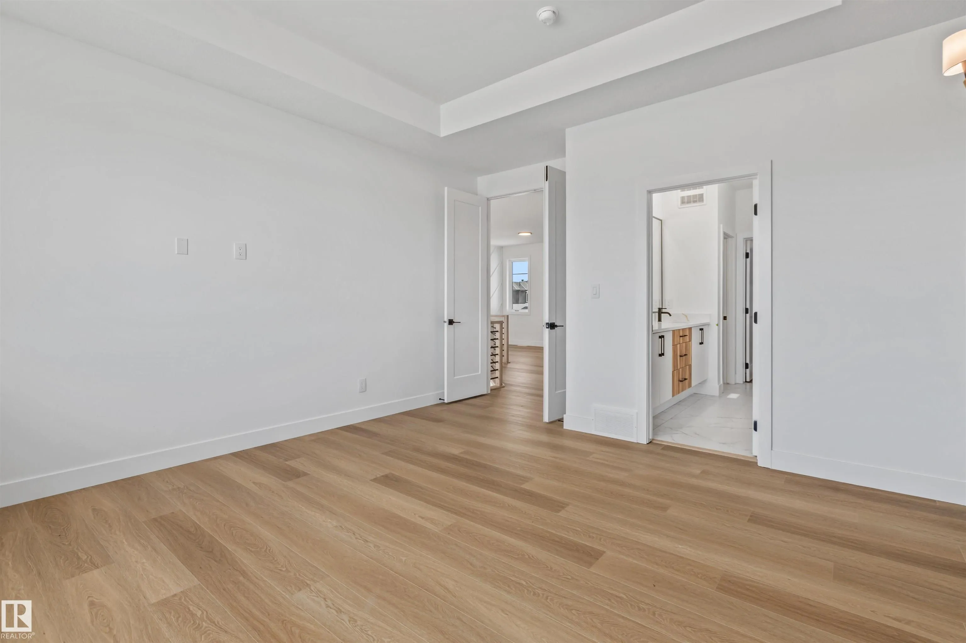 5 Mockingbird Crescent