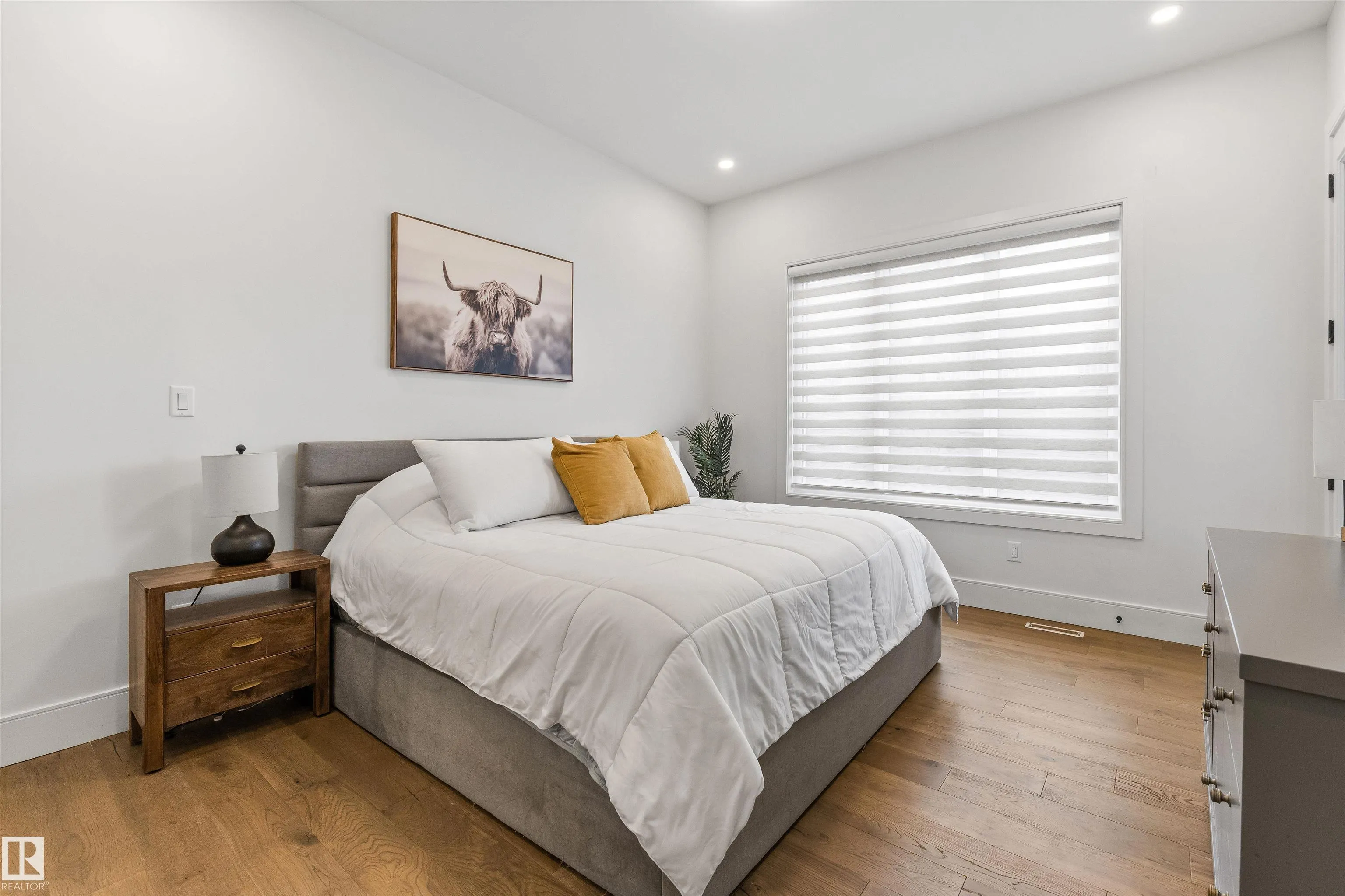 110 EDGEFIELD Way