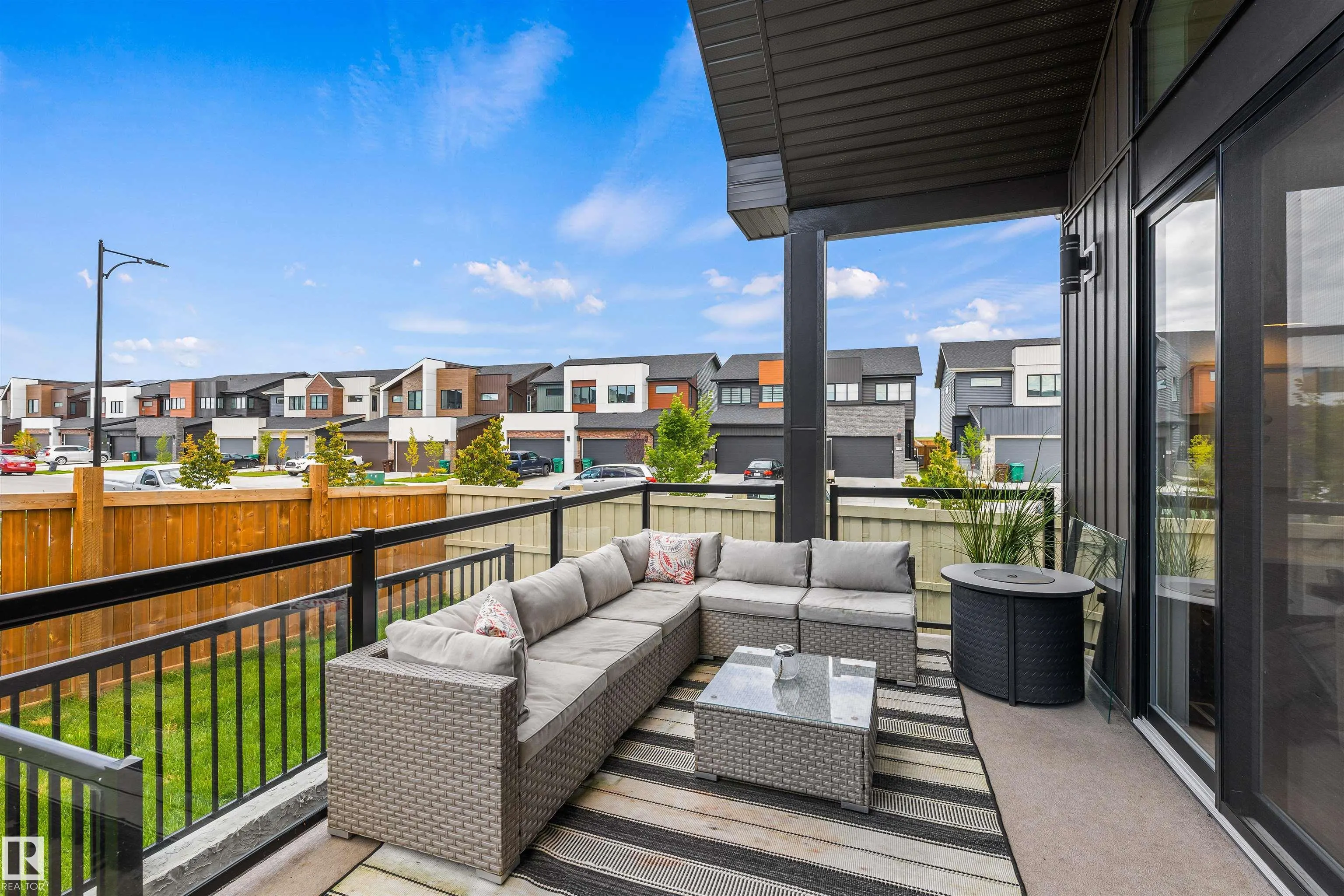 110 EDGEFIELD Way