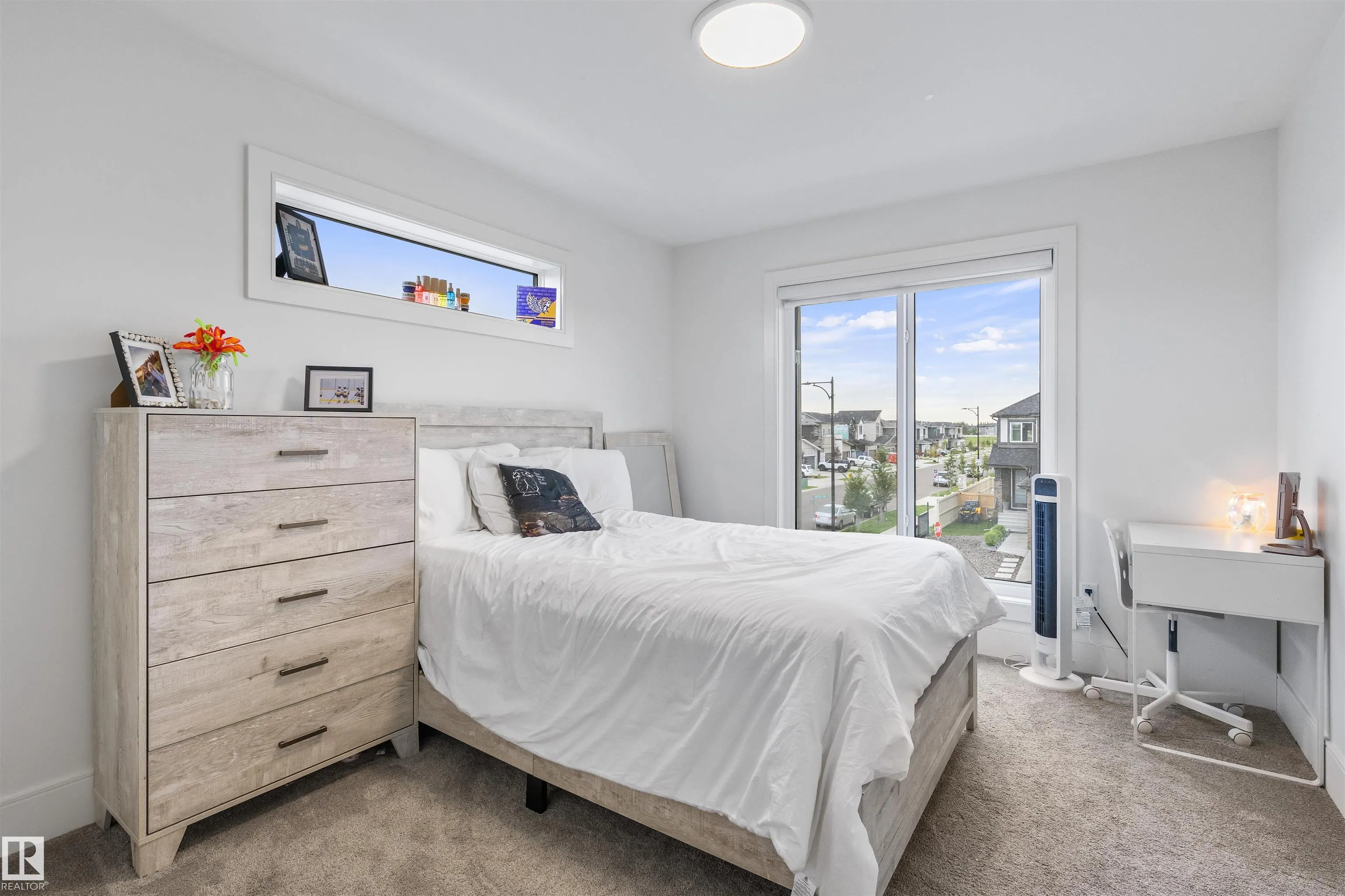 110 EDGEFIELD Way