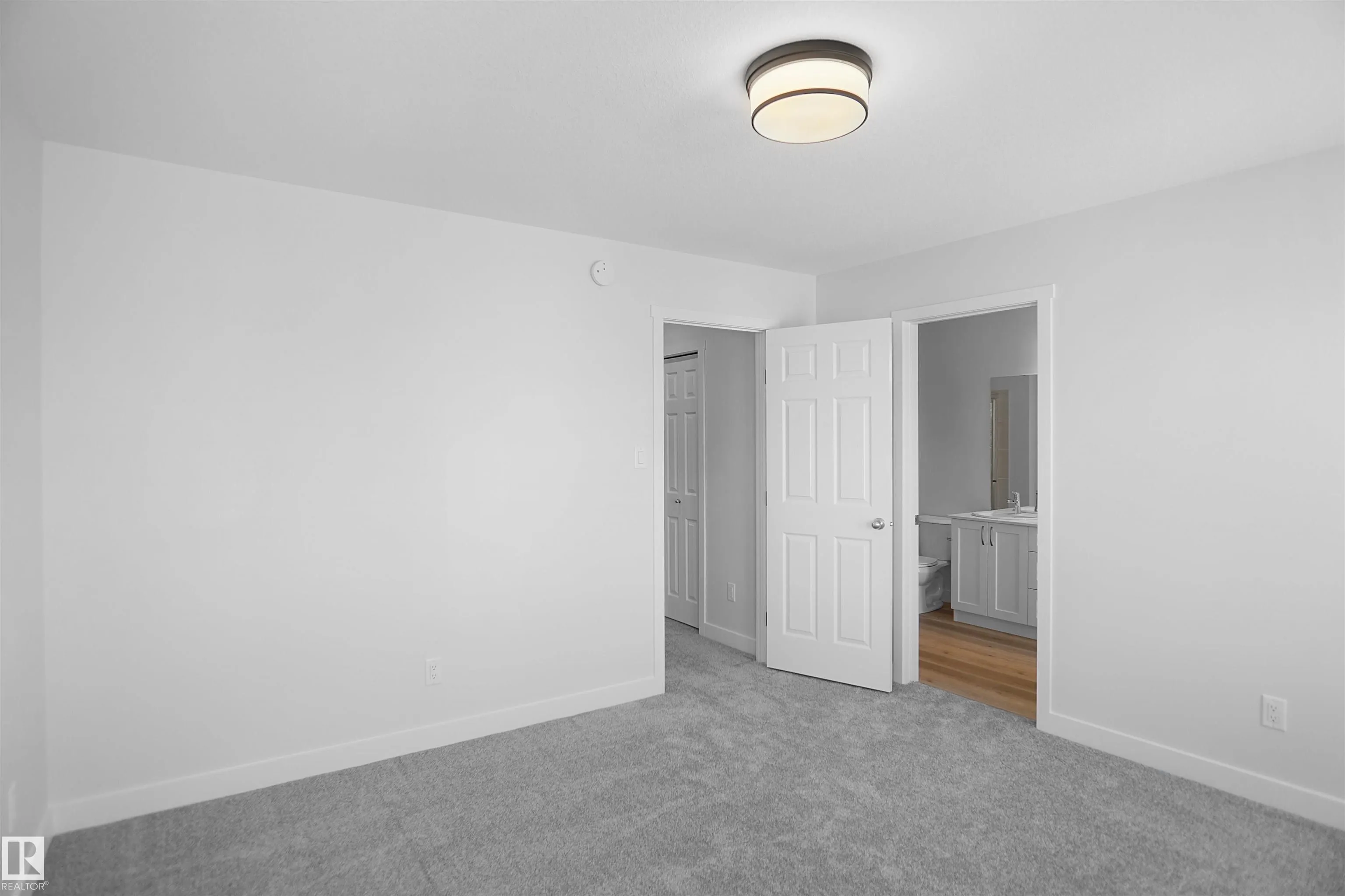 259 Falcon Crescent