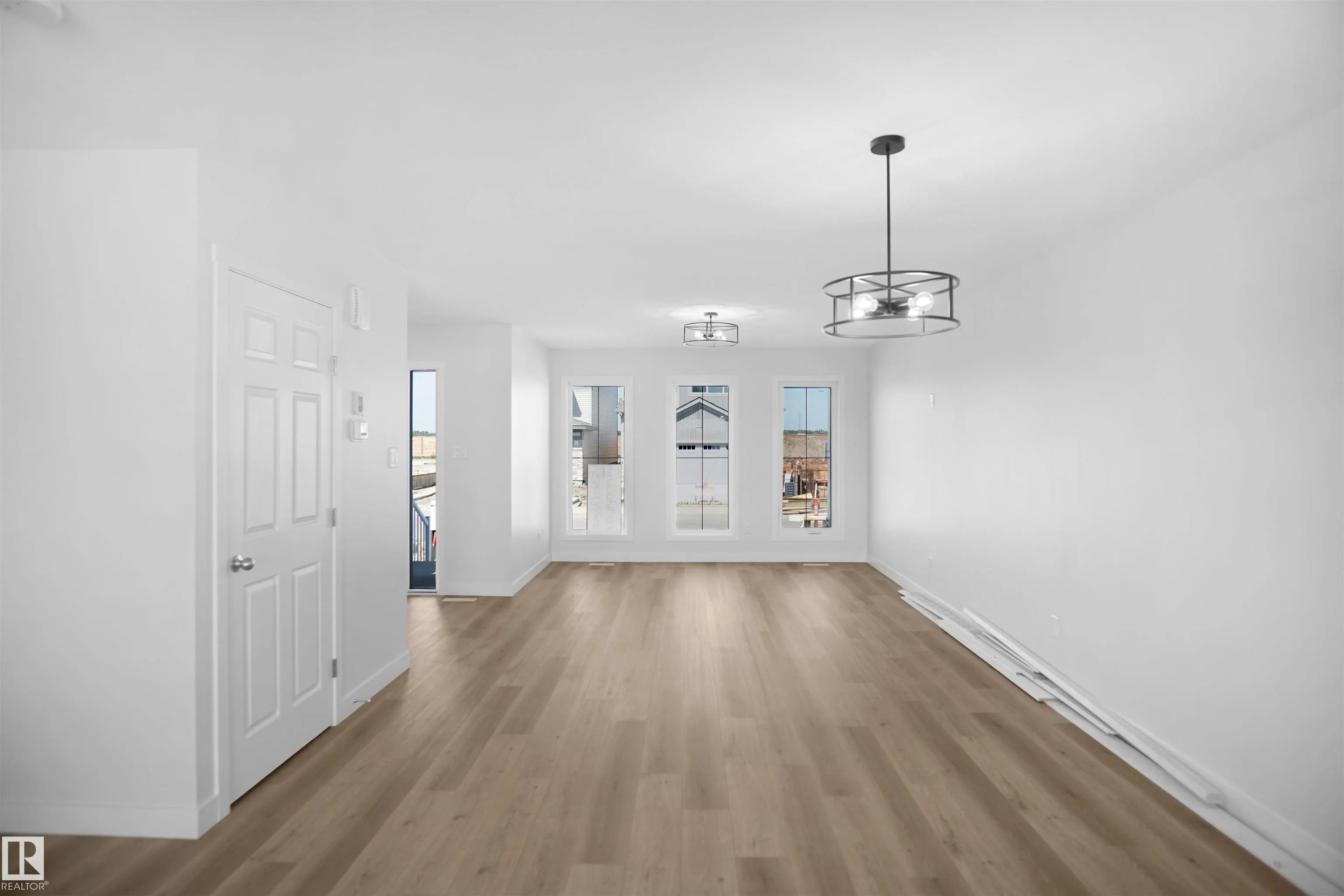 259 Falcon Crescent