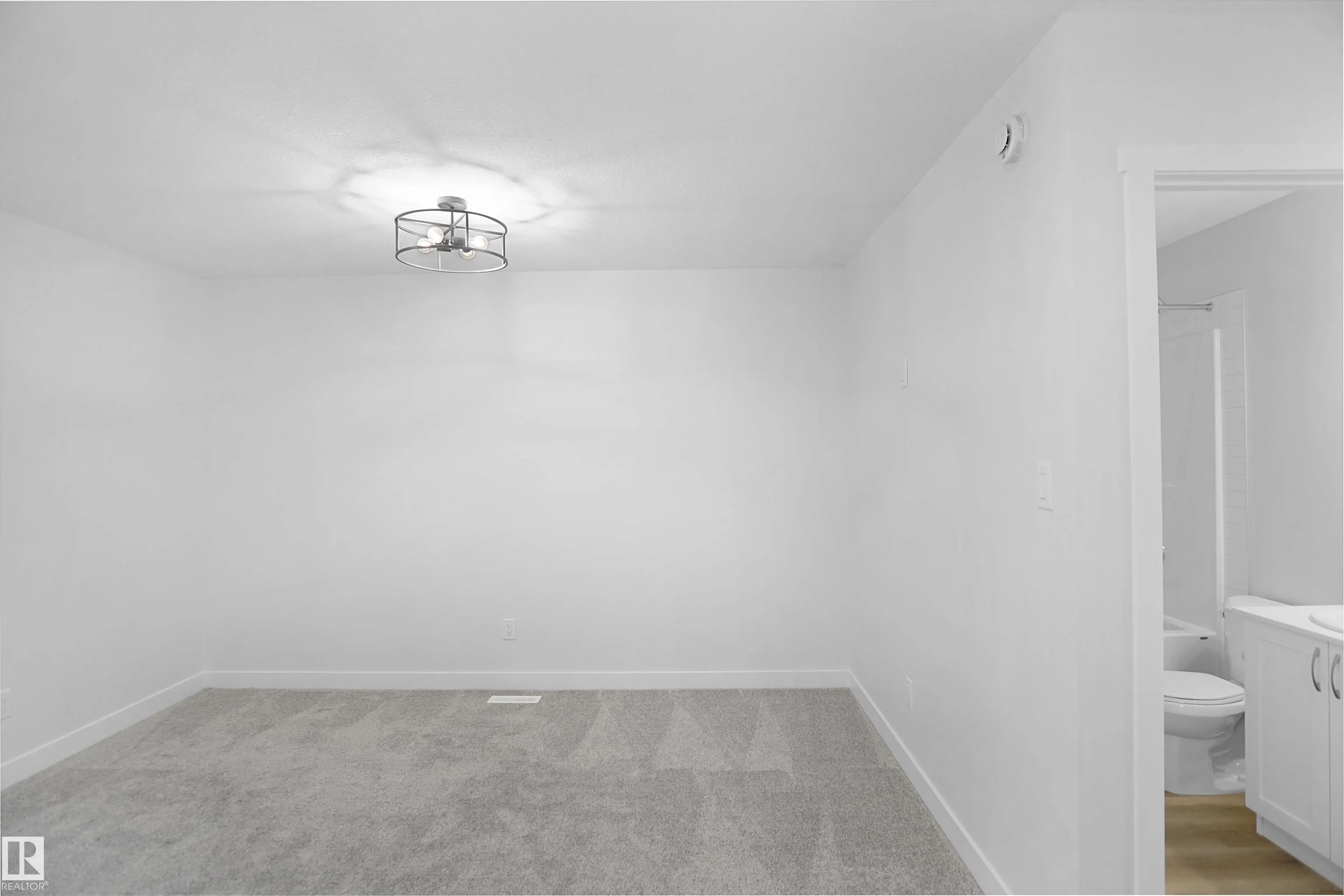 259 Falcon Crescent