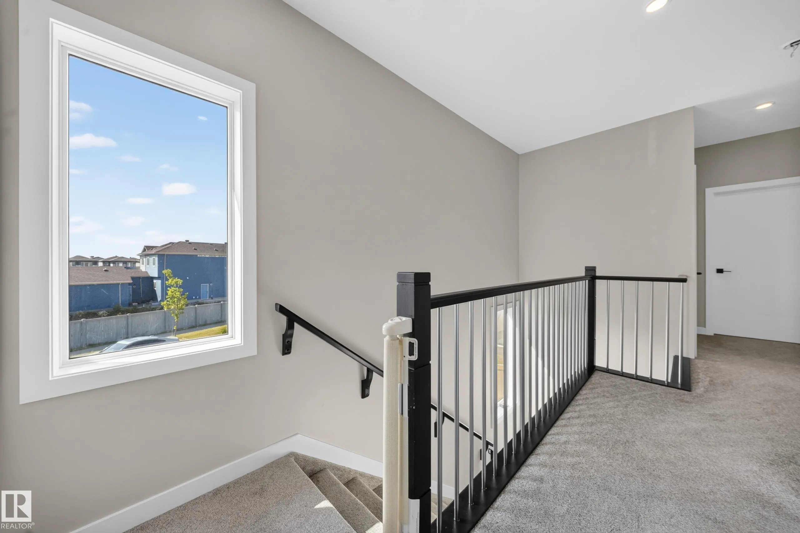 4301 38 st