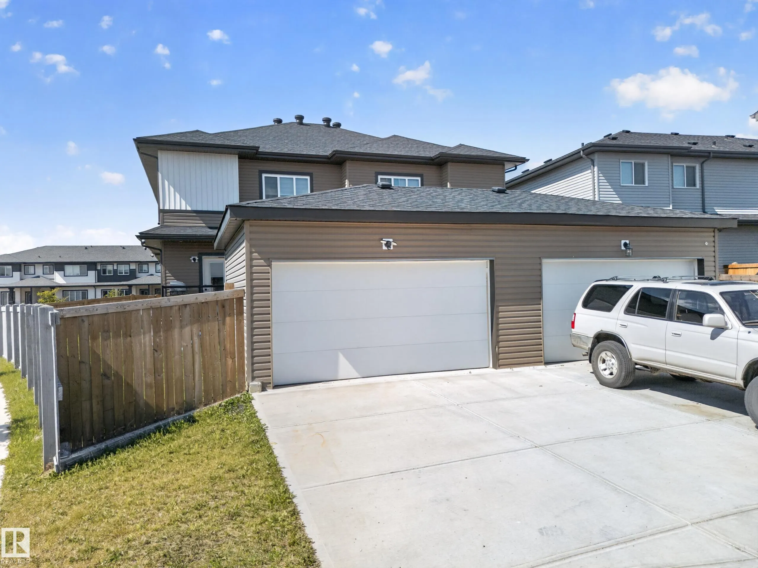 4301 38 st