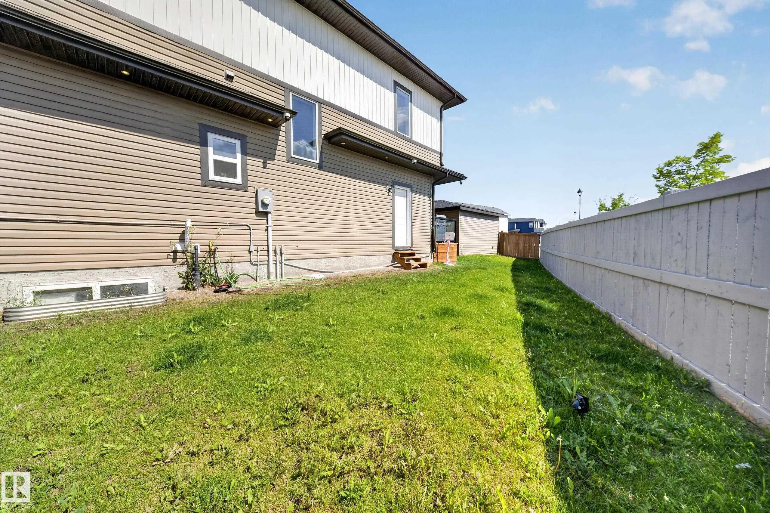 4301 38 st