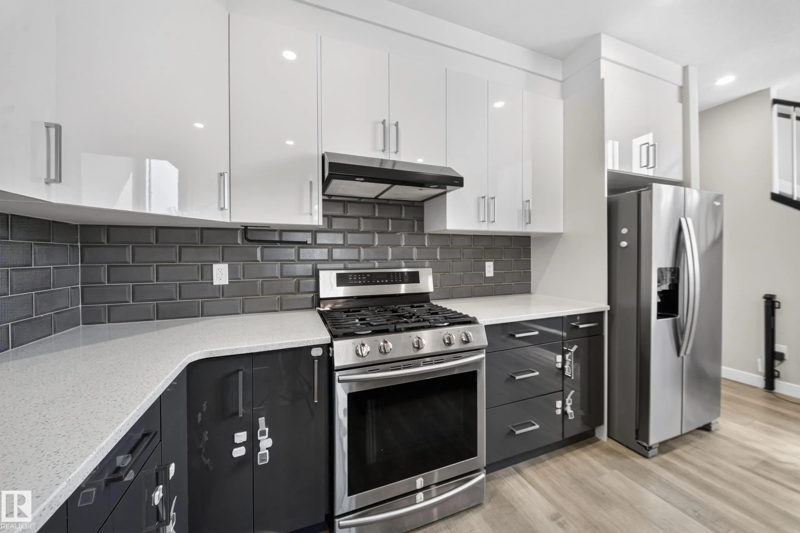 4301 38 st