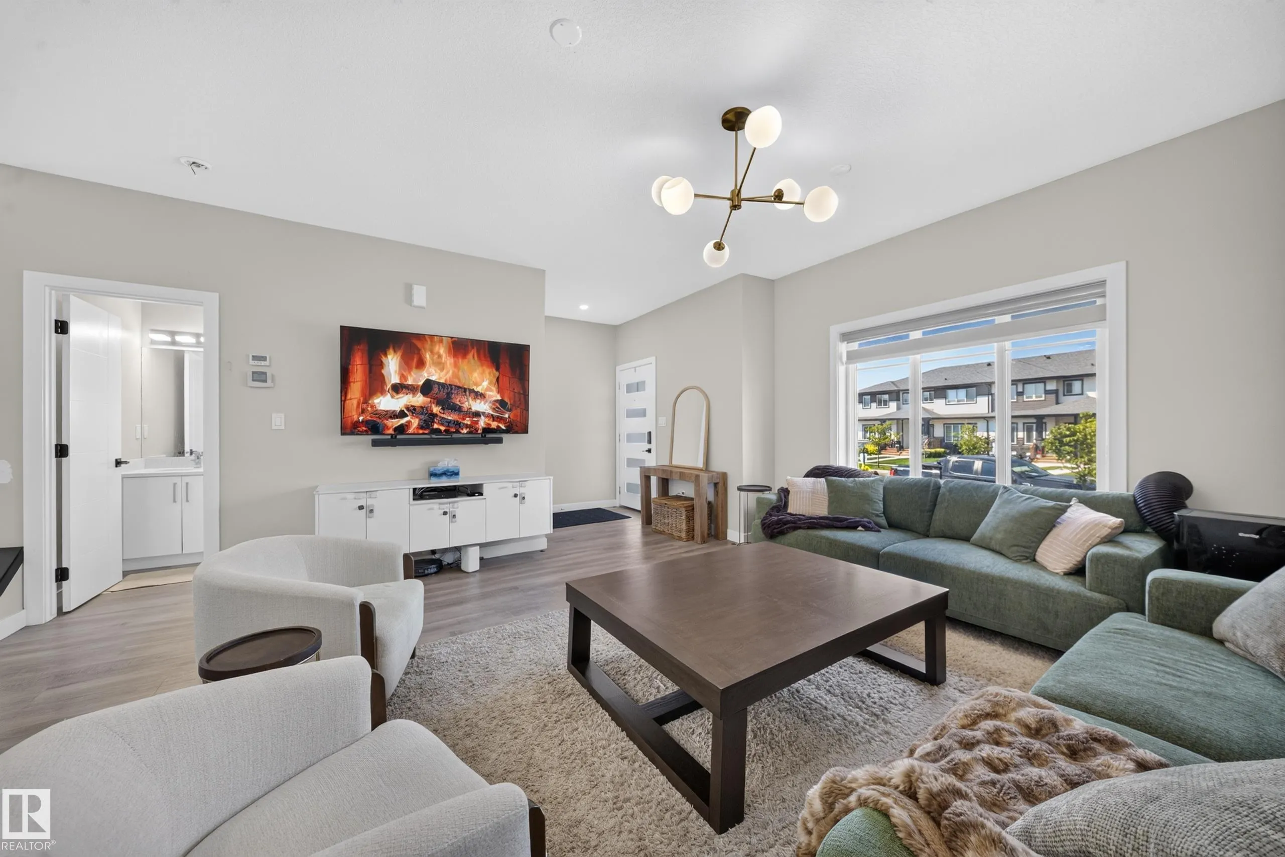 4301 38 st