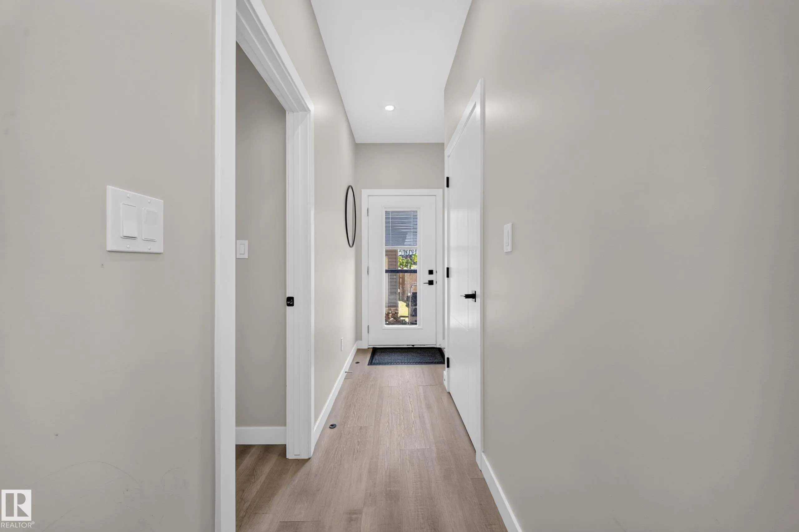 4301 38 st