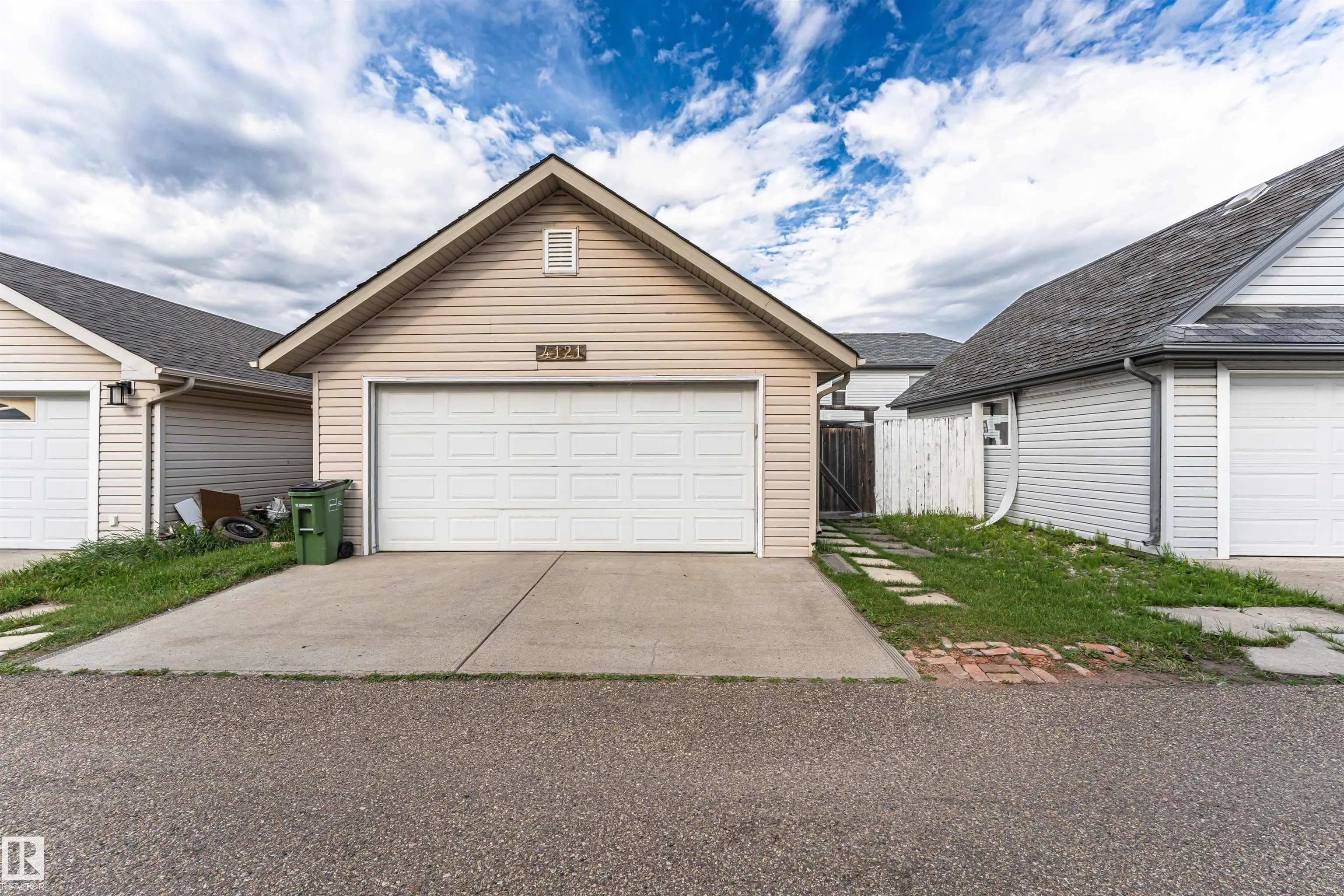 4121 TOMPKINS Way