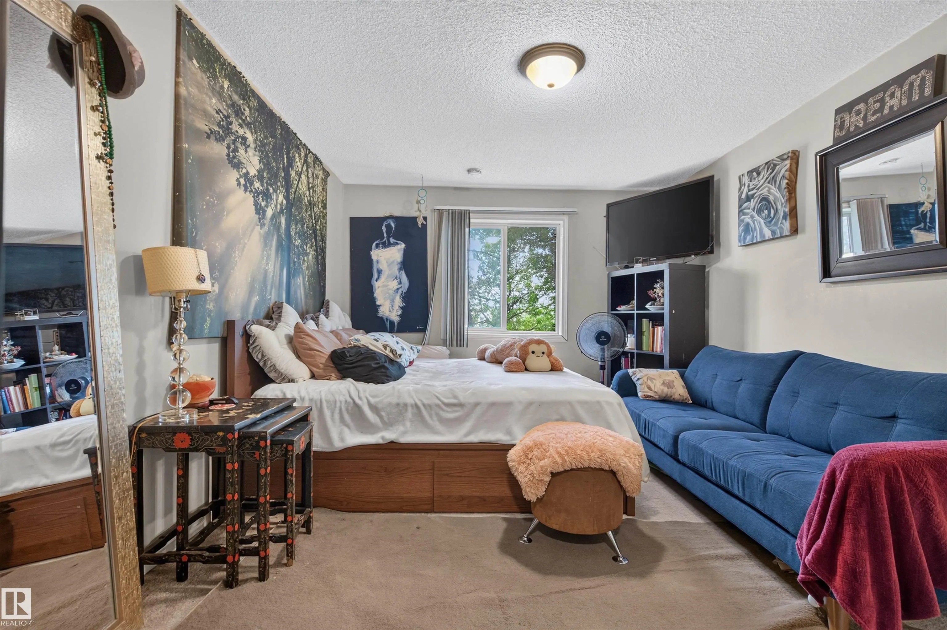 245 EDWARDS Drive