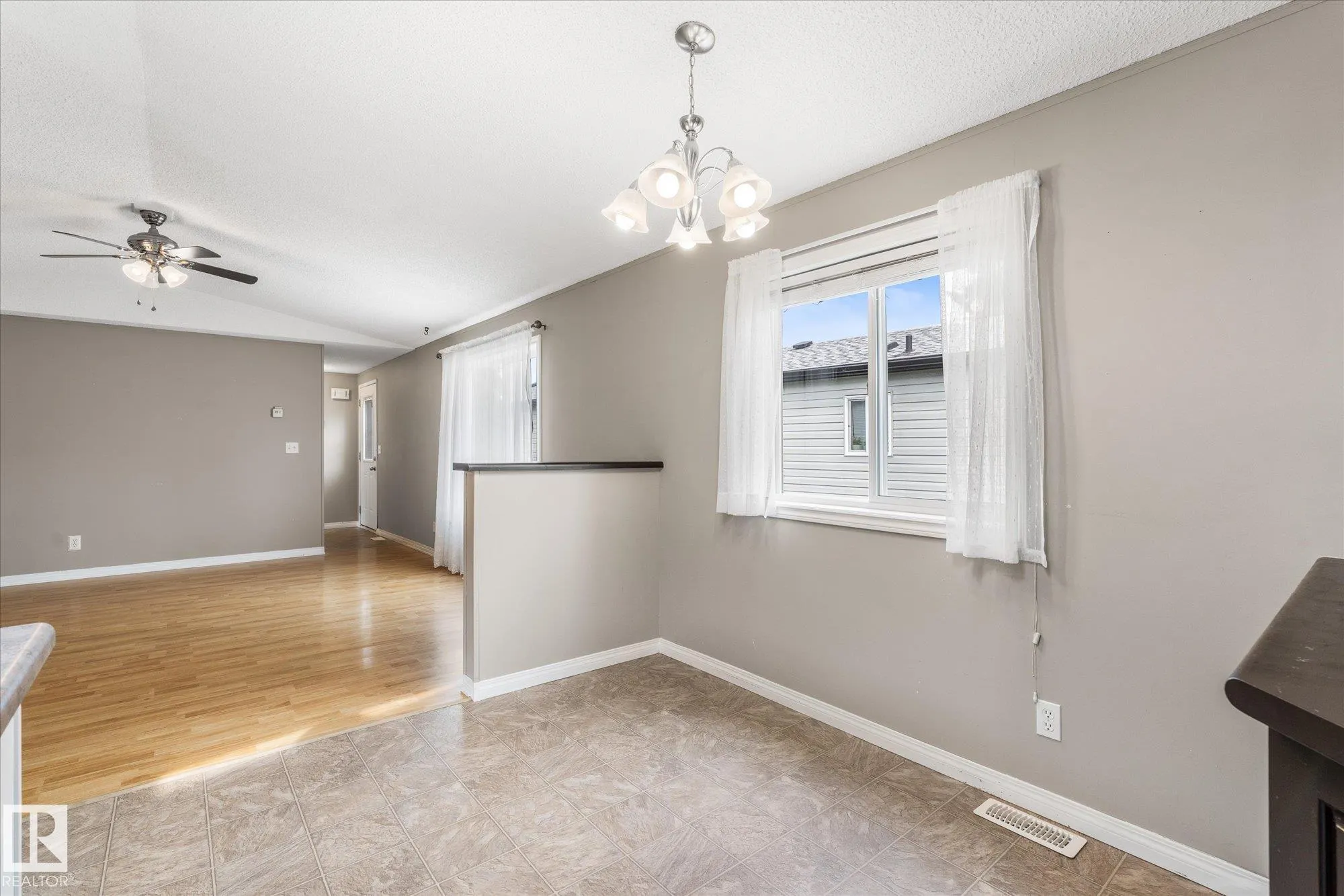 856 53222 Range Road 272