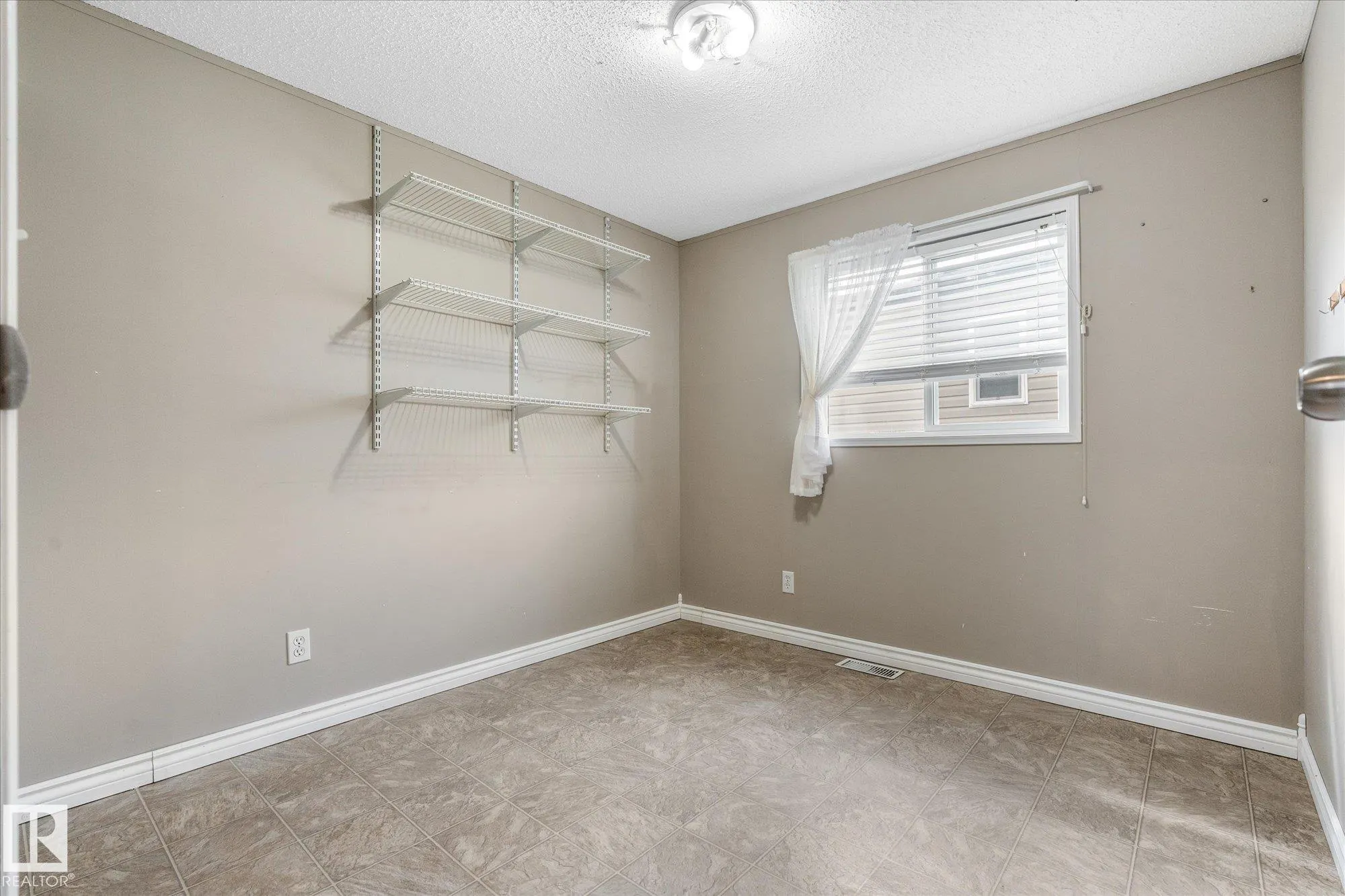 856 53222 Range Road 272