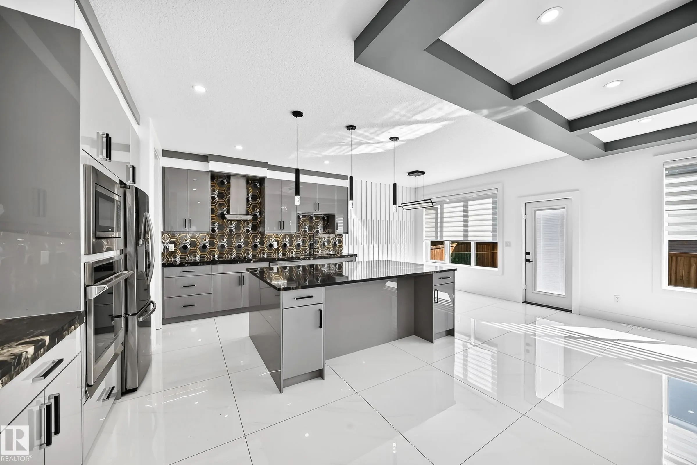 3101 SOLEIL Boulevard