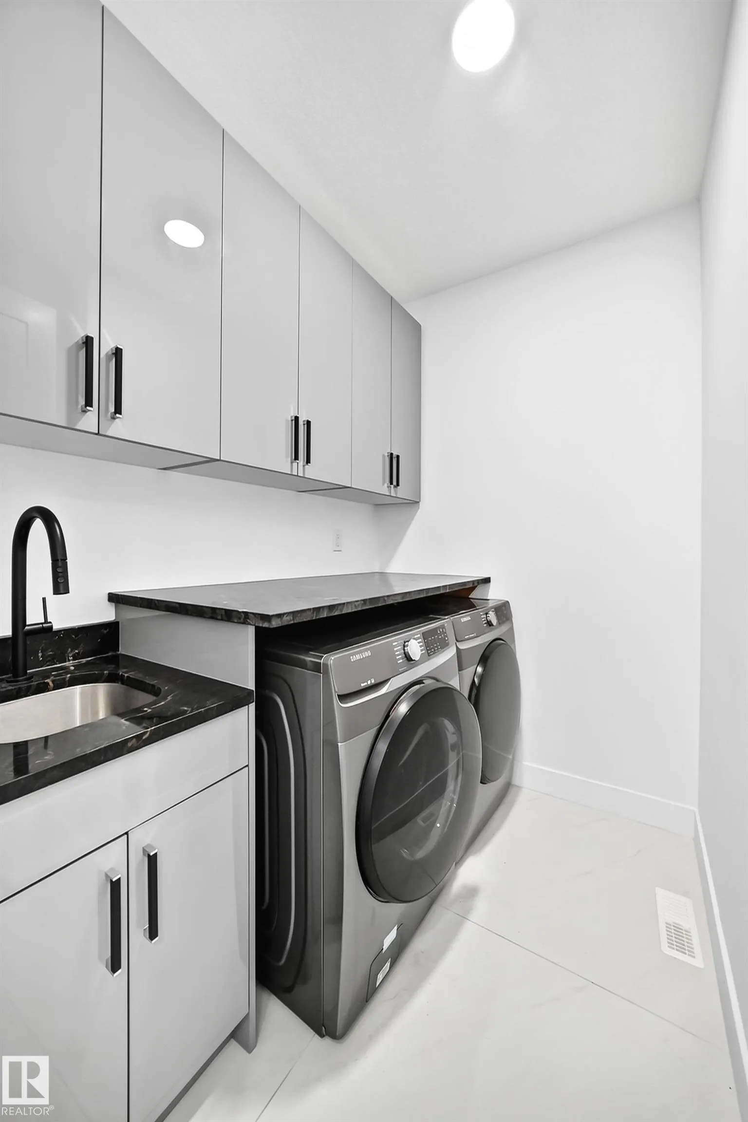 3101 SOLEIL Boulevard