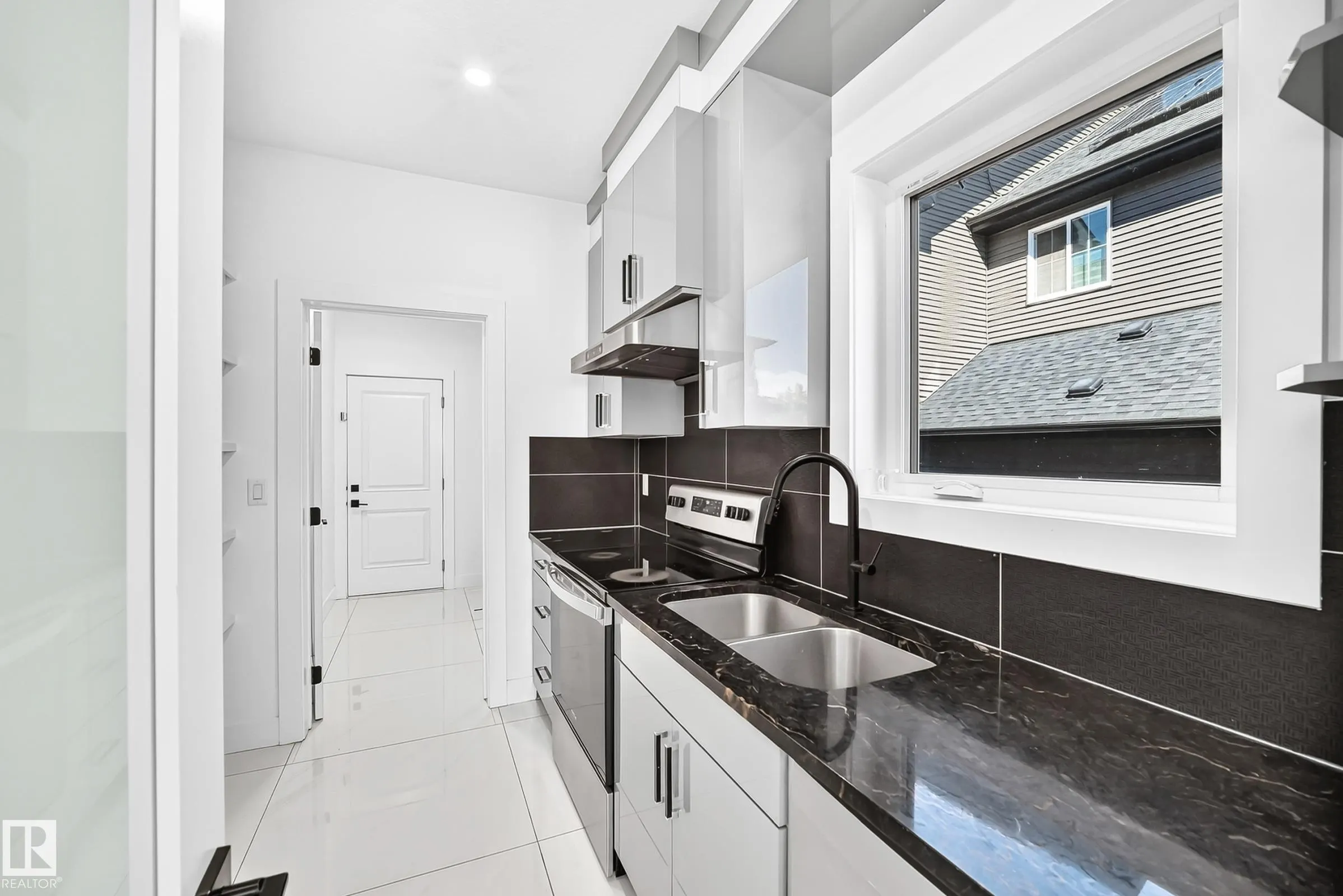 3101 SOLEIL Boulevard