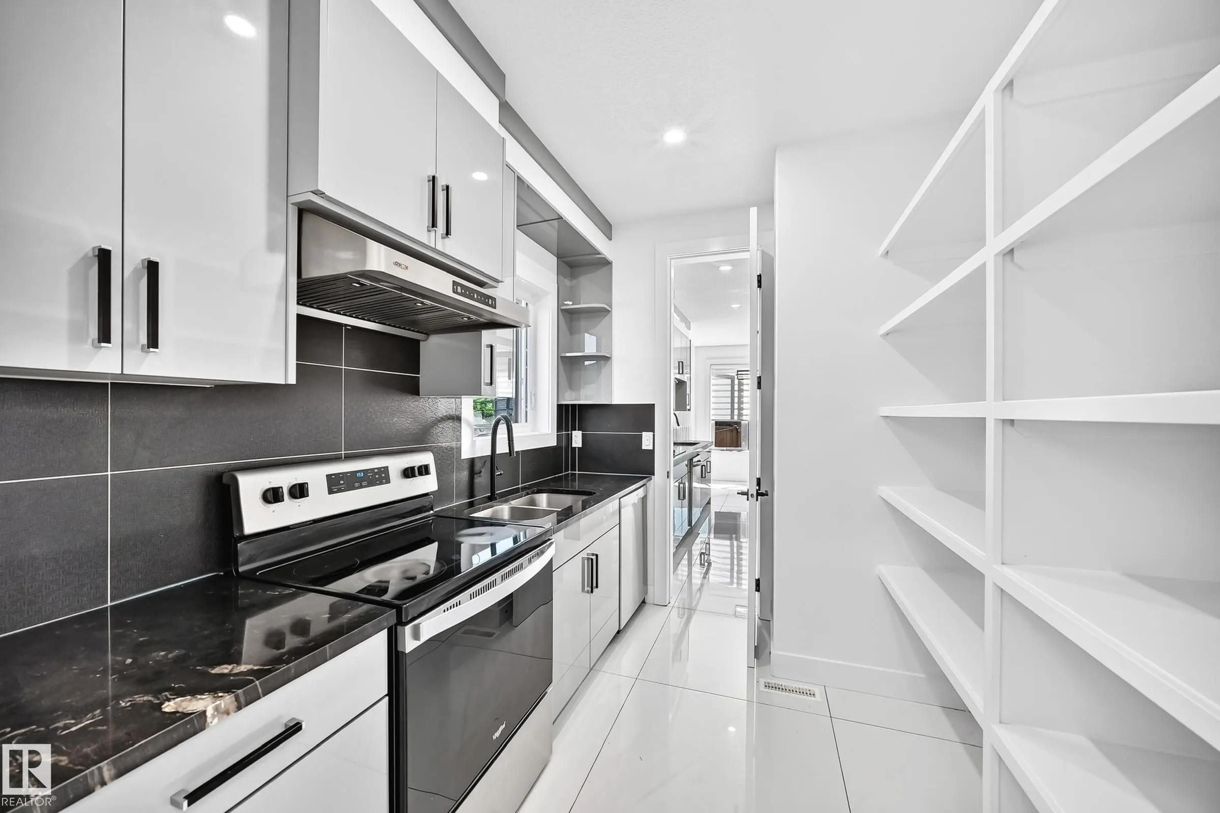 3101 SOLEIL Boulevard