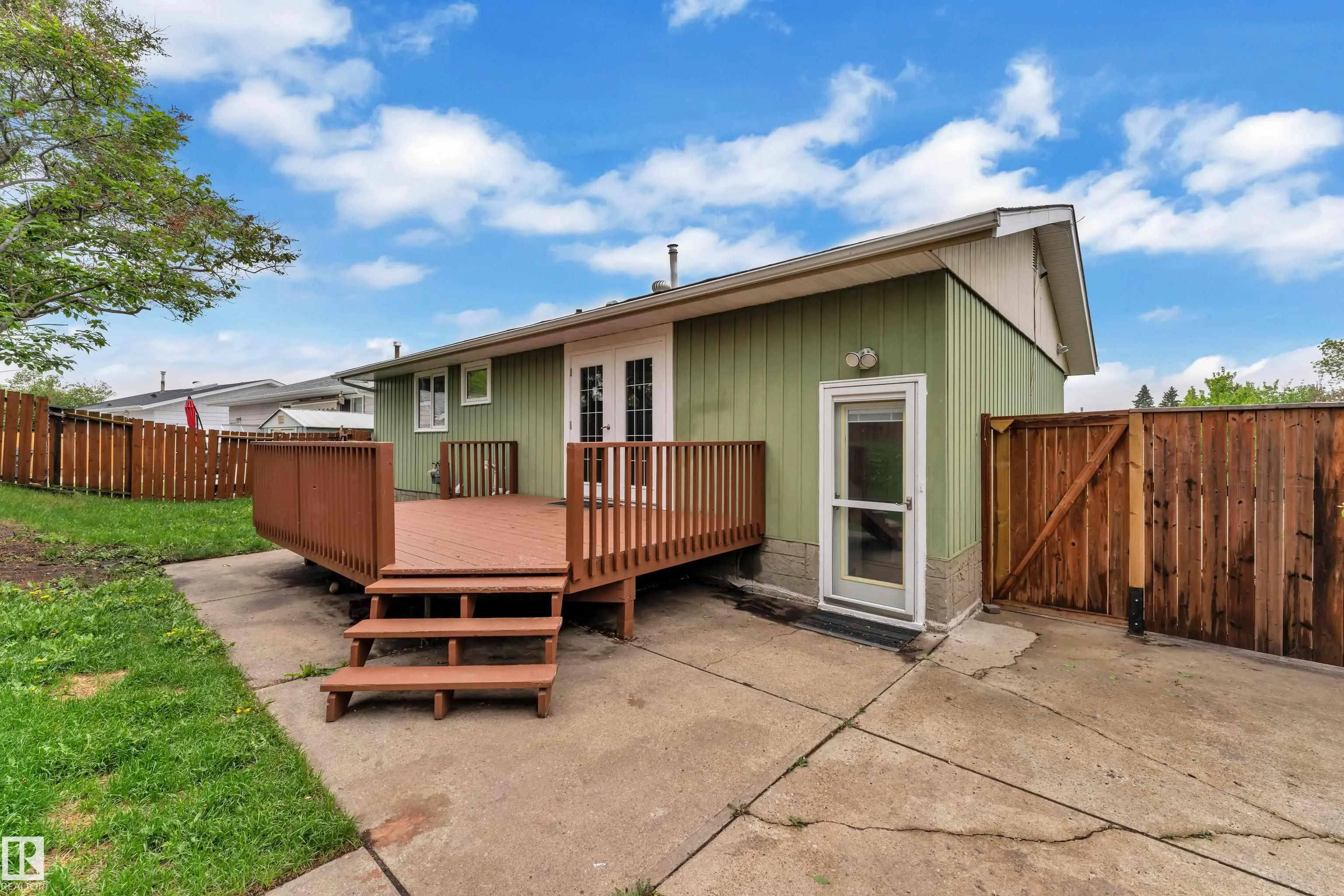 47 GALLOWAY Drive