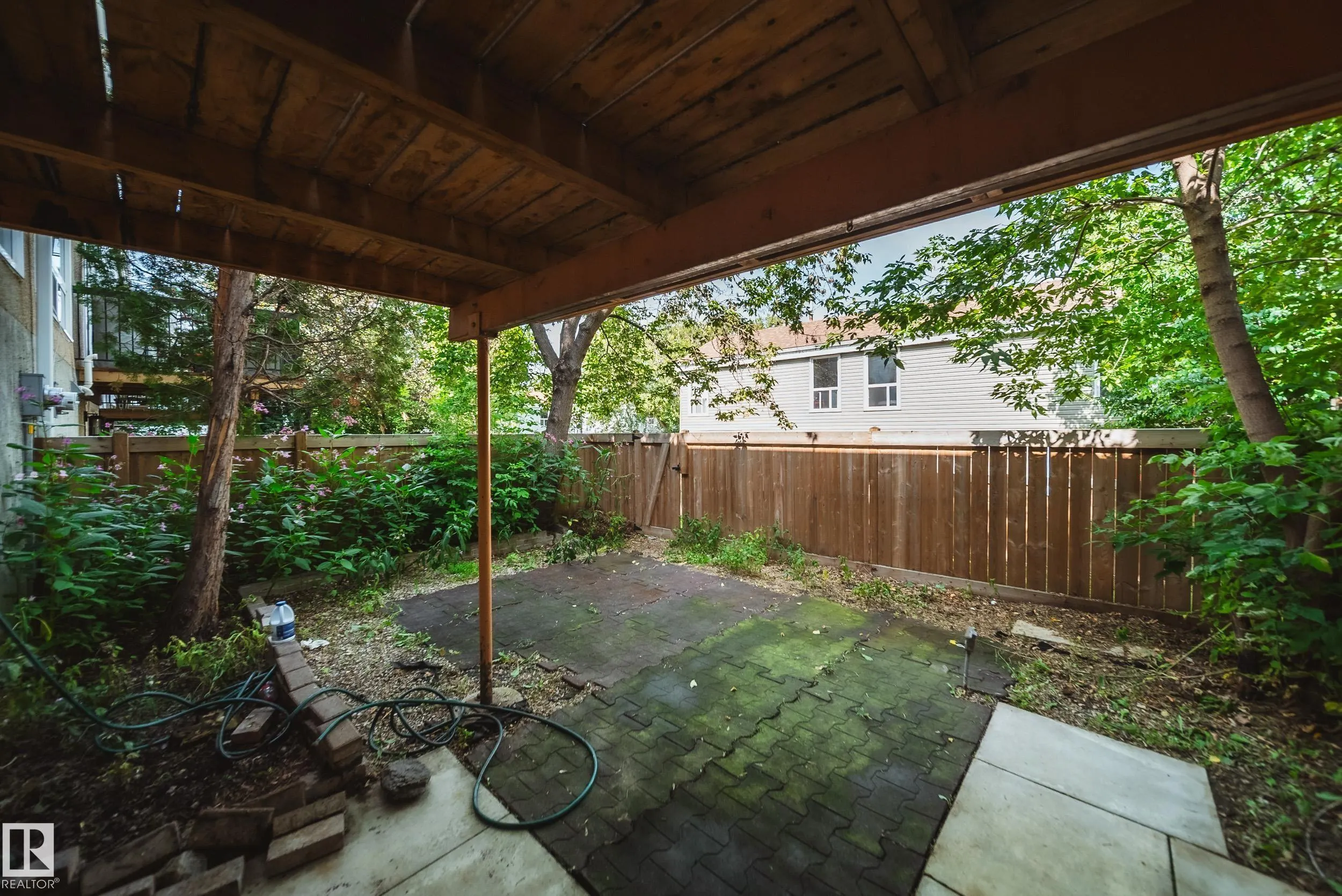 238 GRANDIN Village