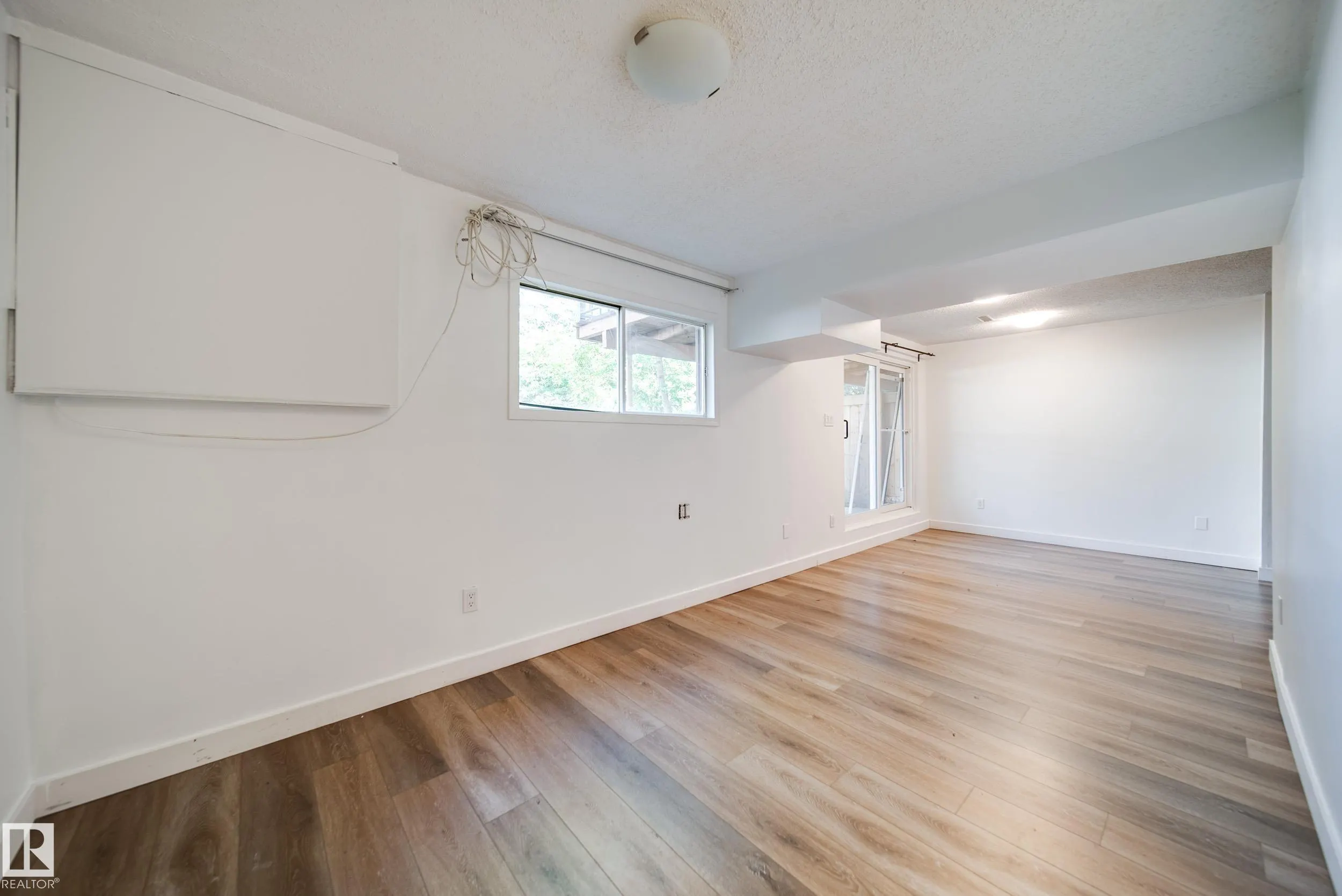 238 GRANDIN Village