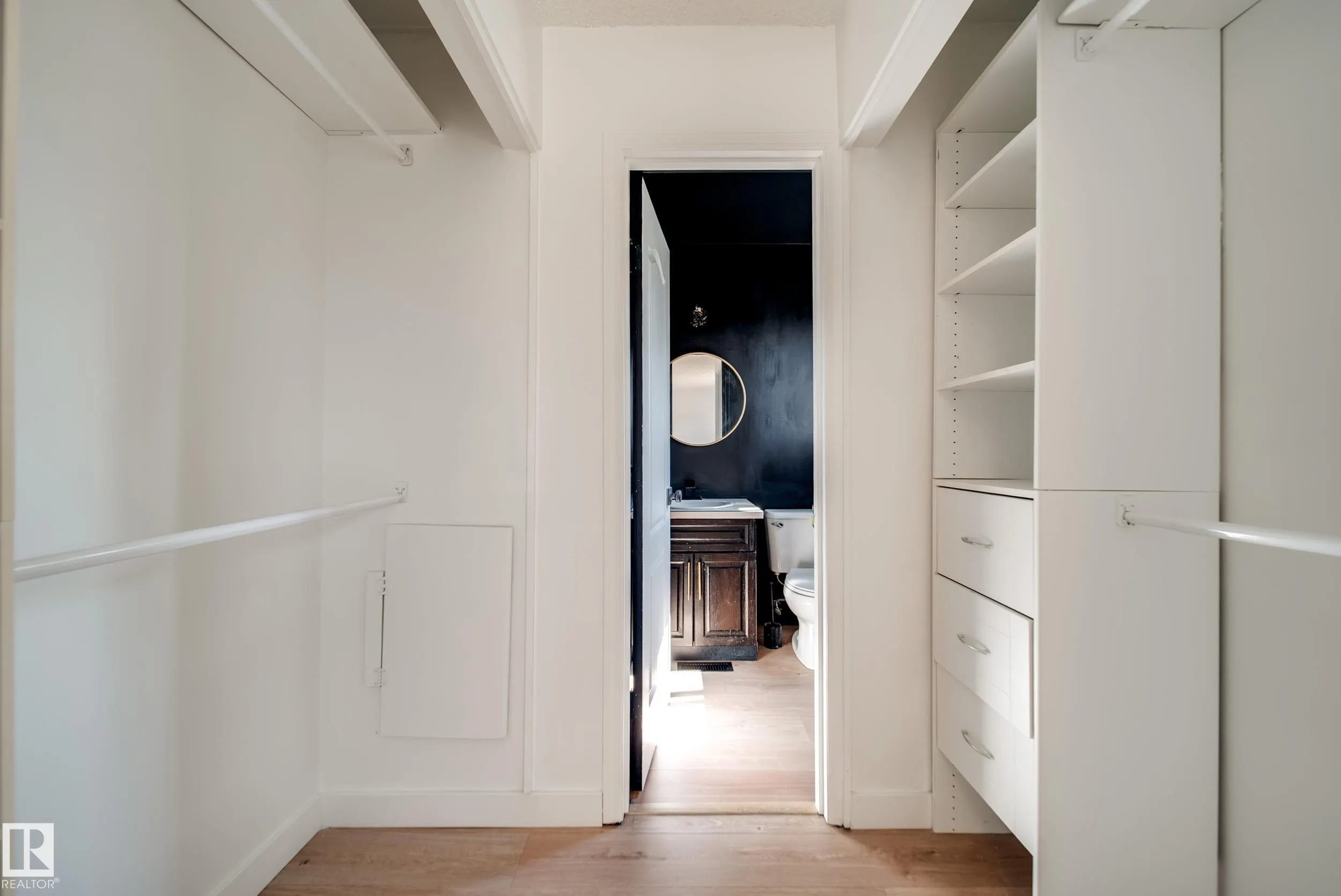 238 GRANDIN Village