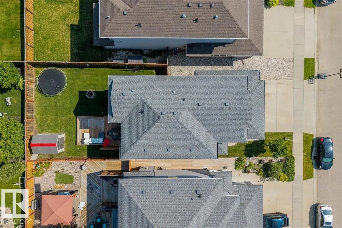 14 ELLISON Court