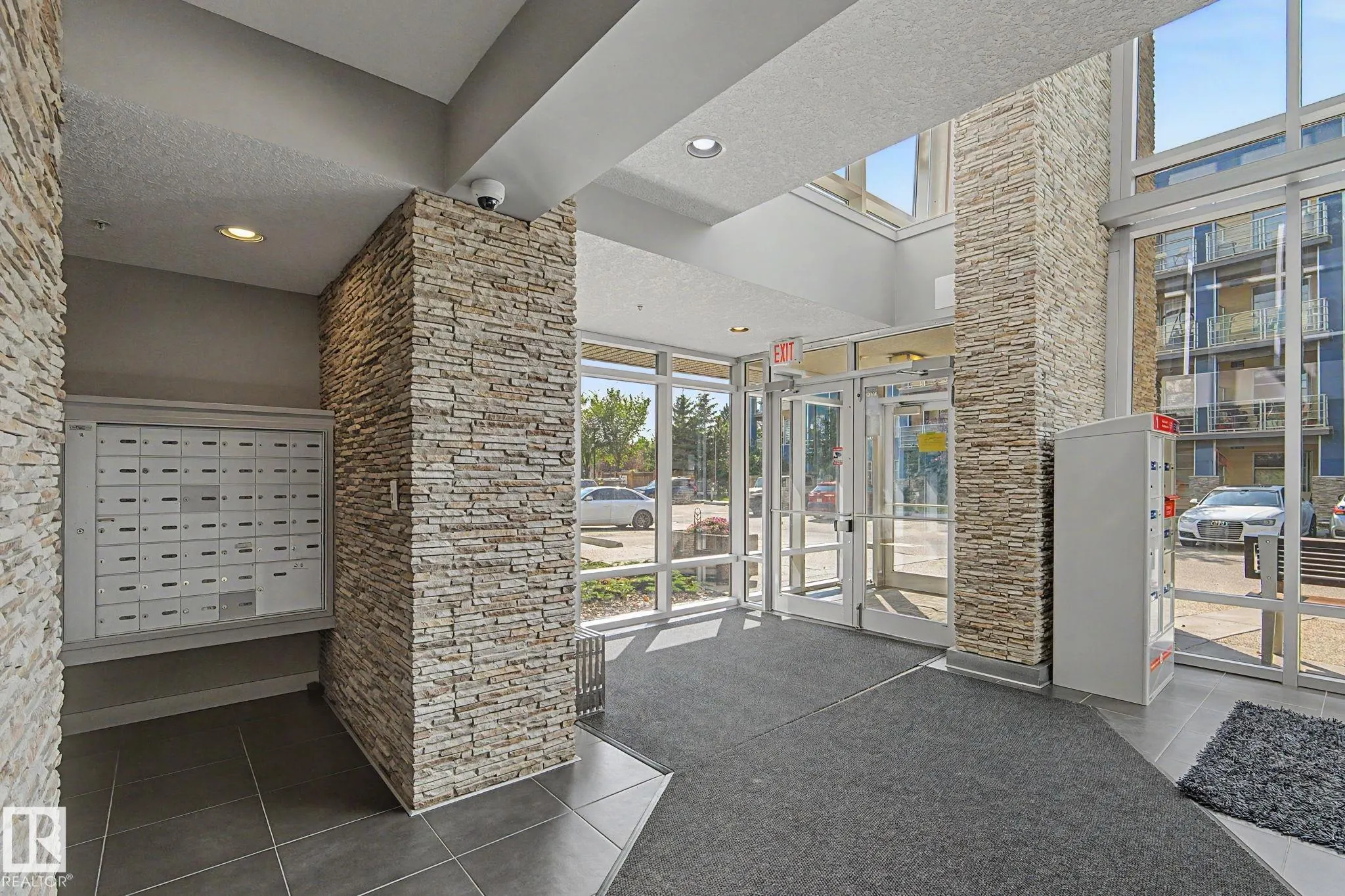 2588 ANDERSON Way