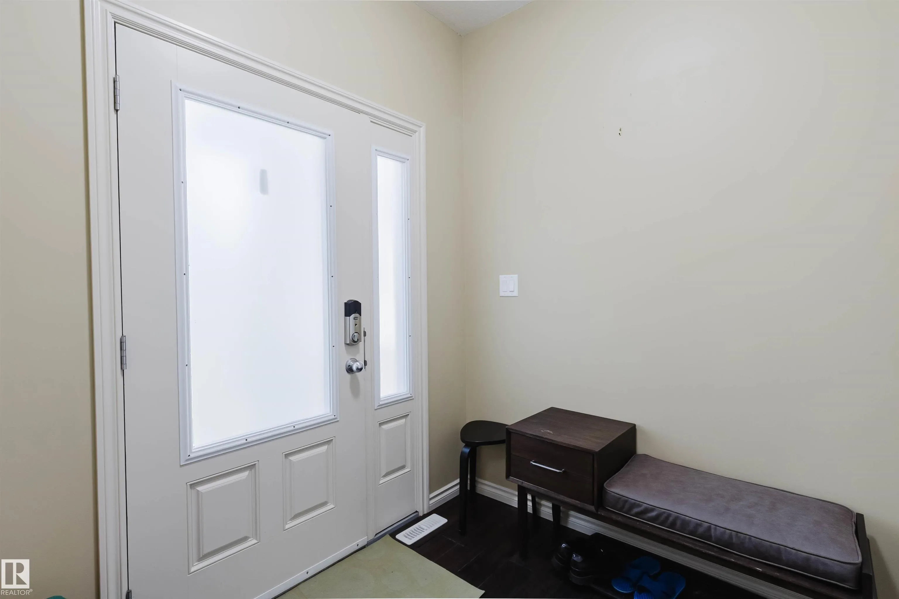 864 ARMITAGE Wynd