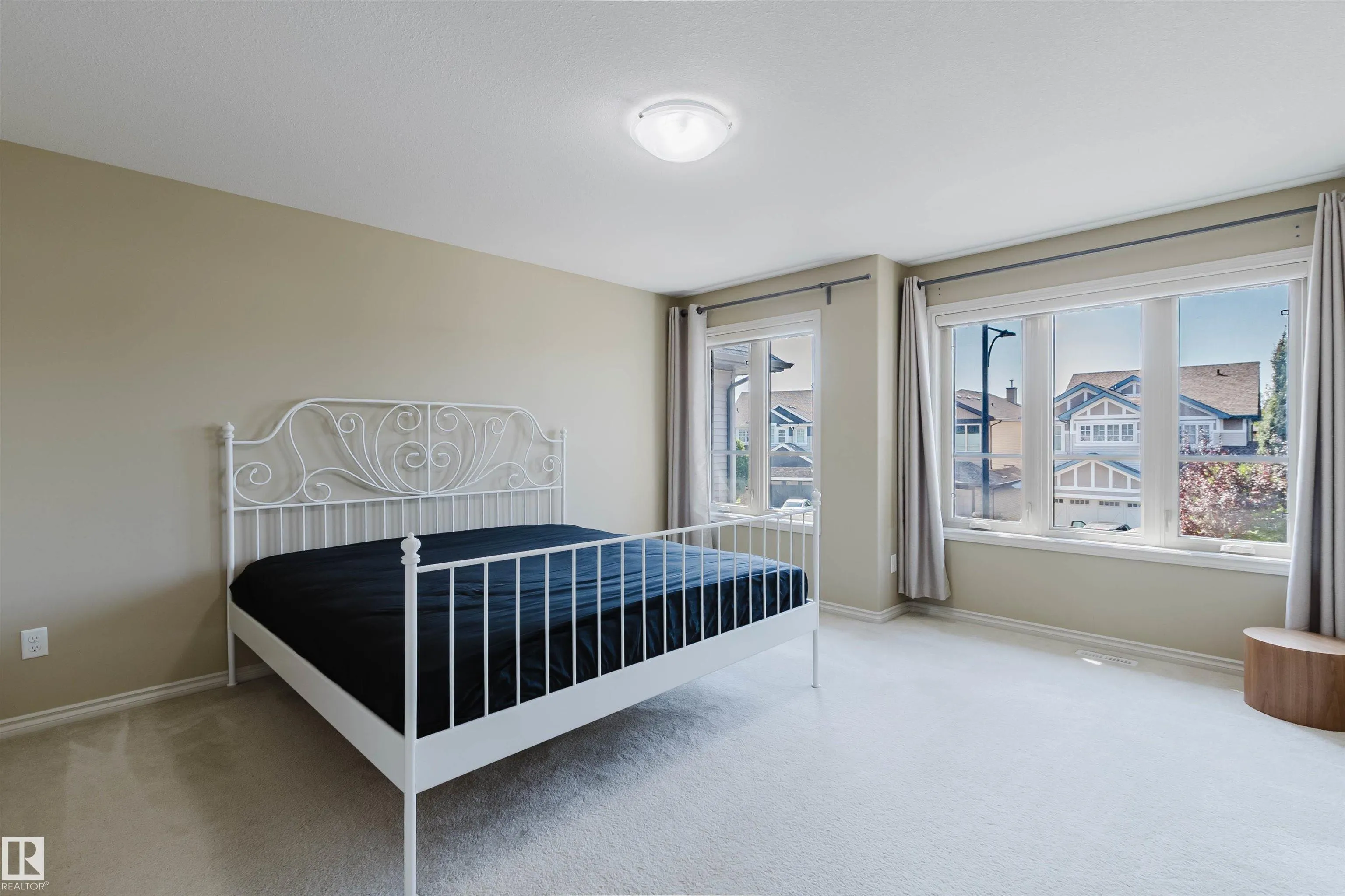 864 ARMITAGE Wynd