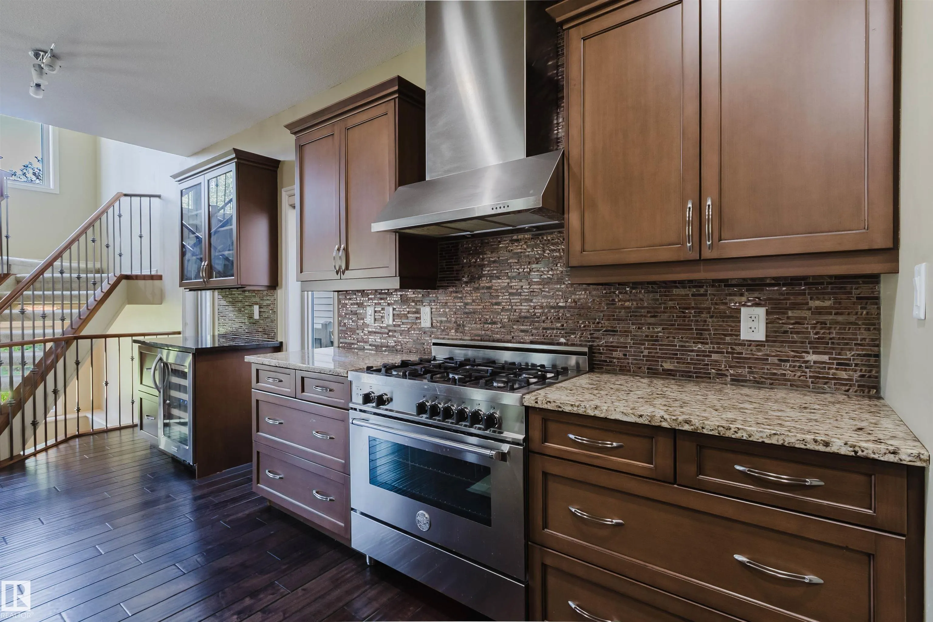 864 ARMITAGE Wynd