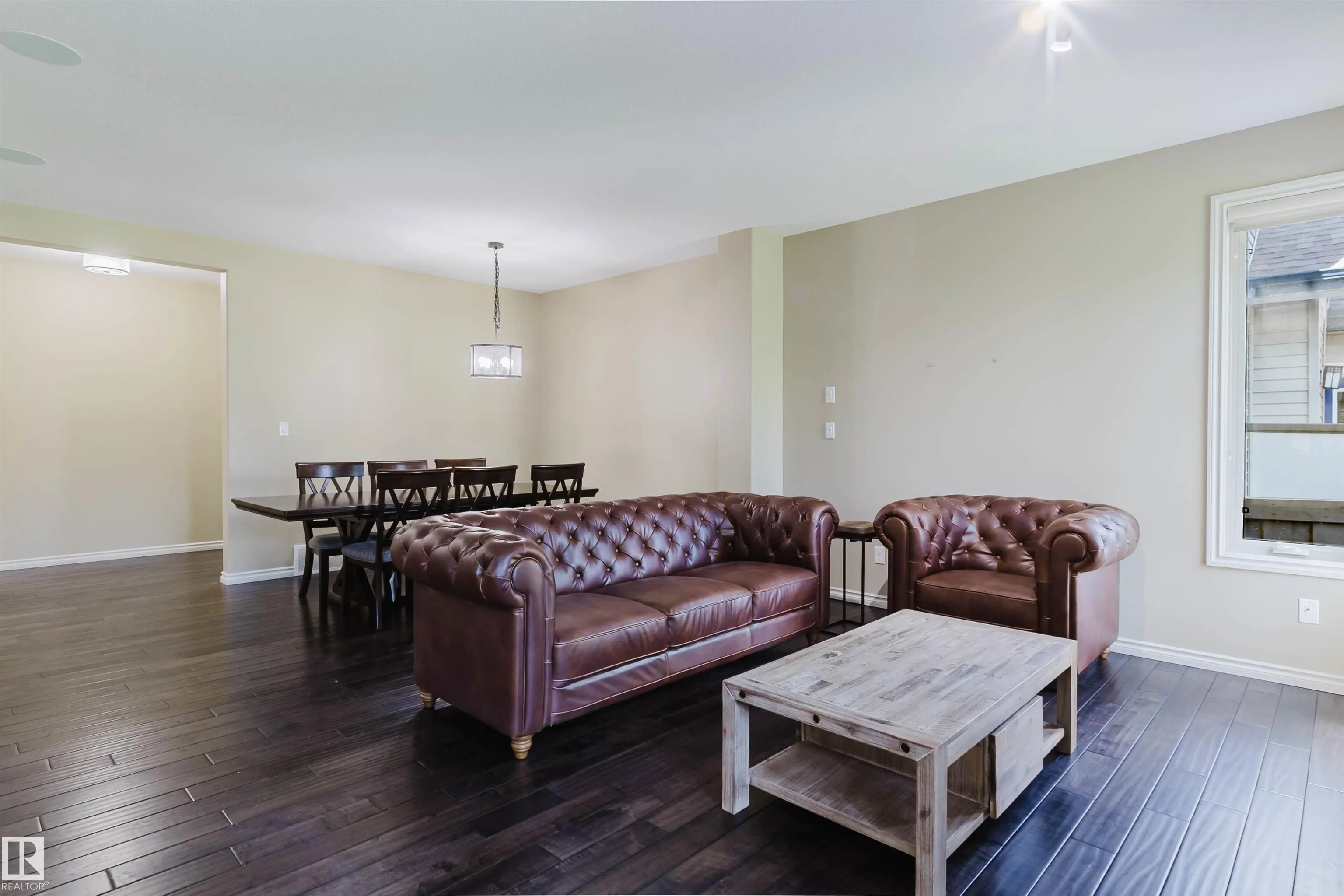 864 ARMITAGE Wynd