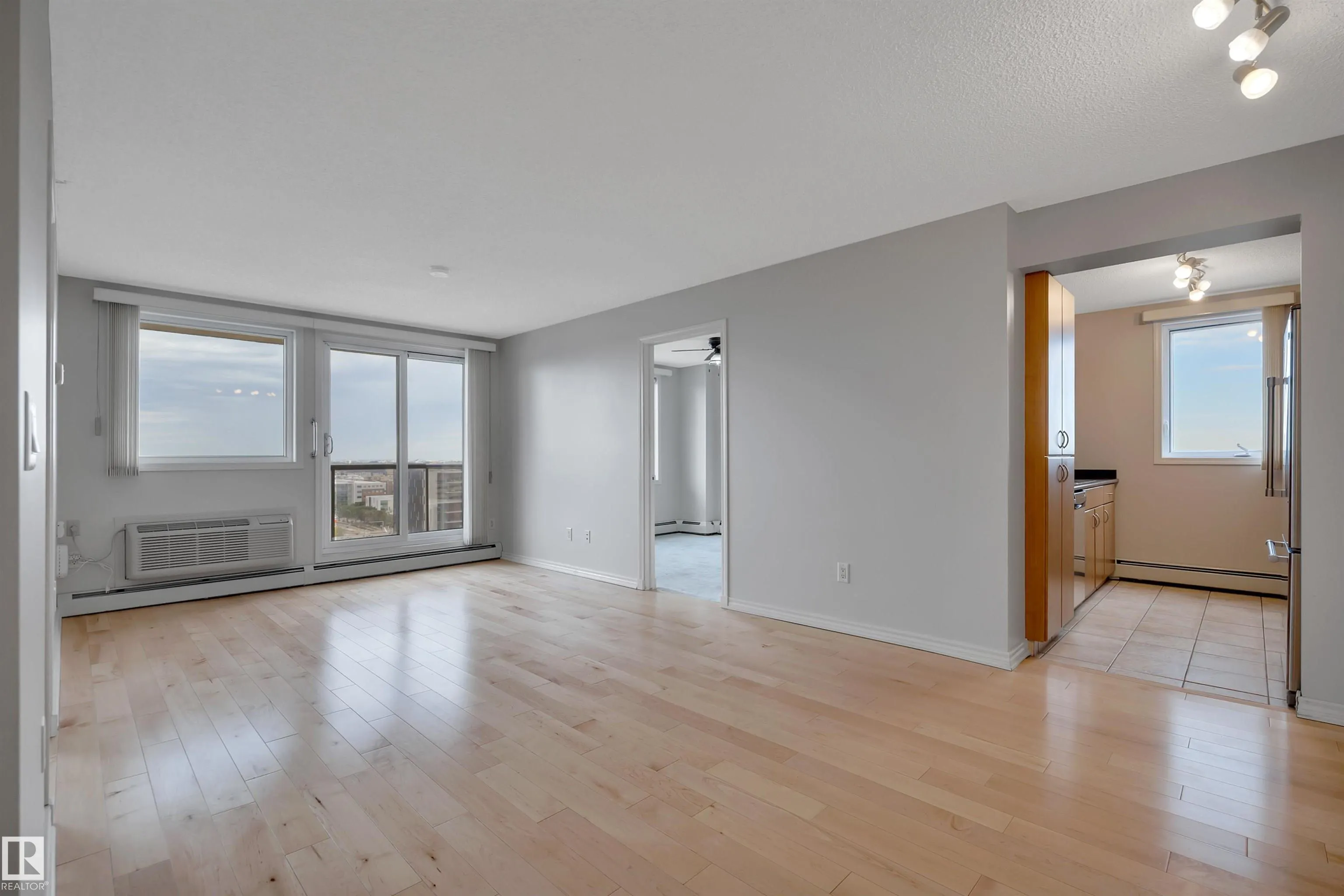 10303 105 Street