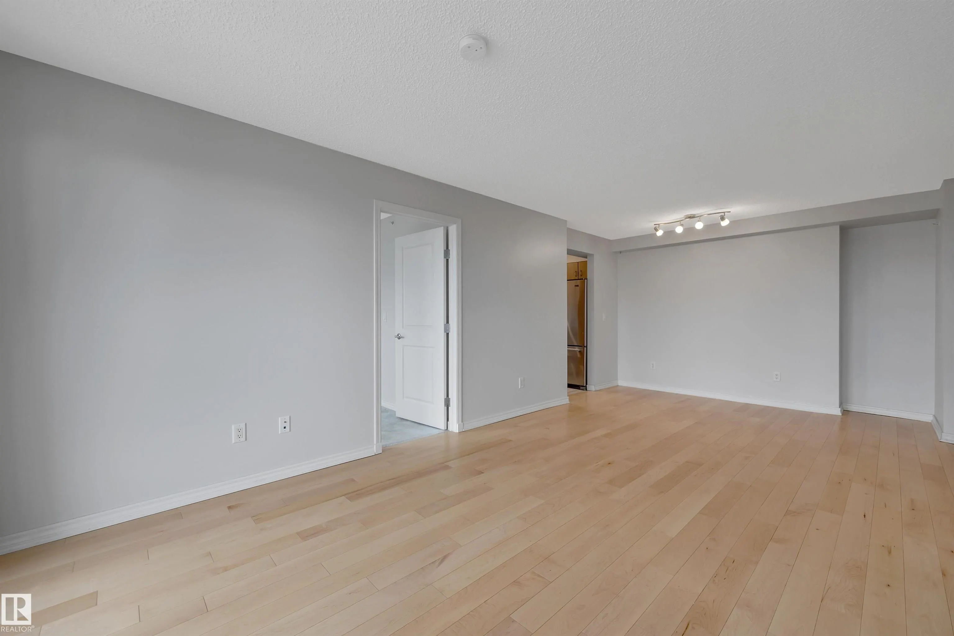 10303 105 Street