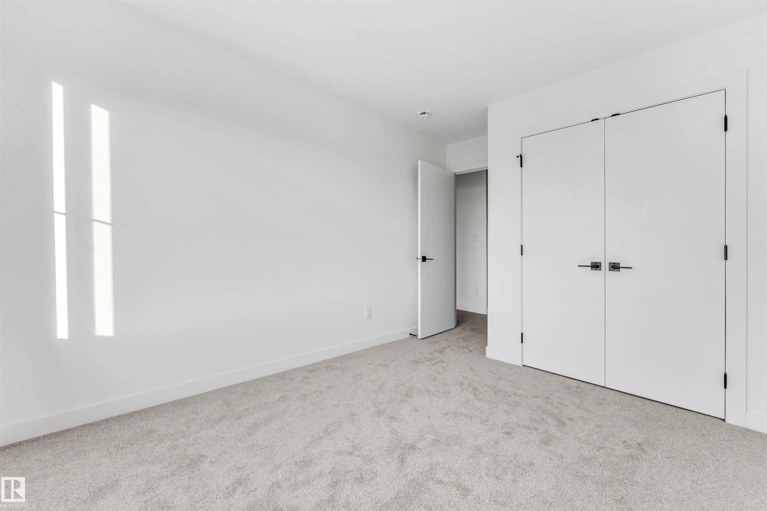 554 Ashgrove Circle