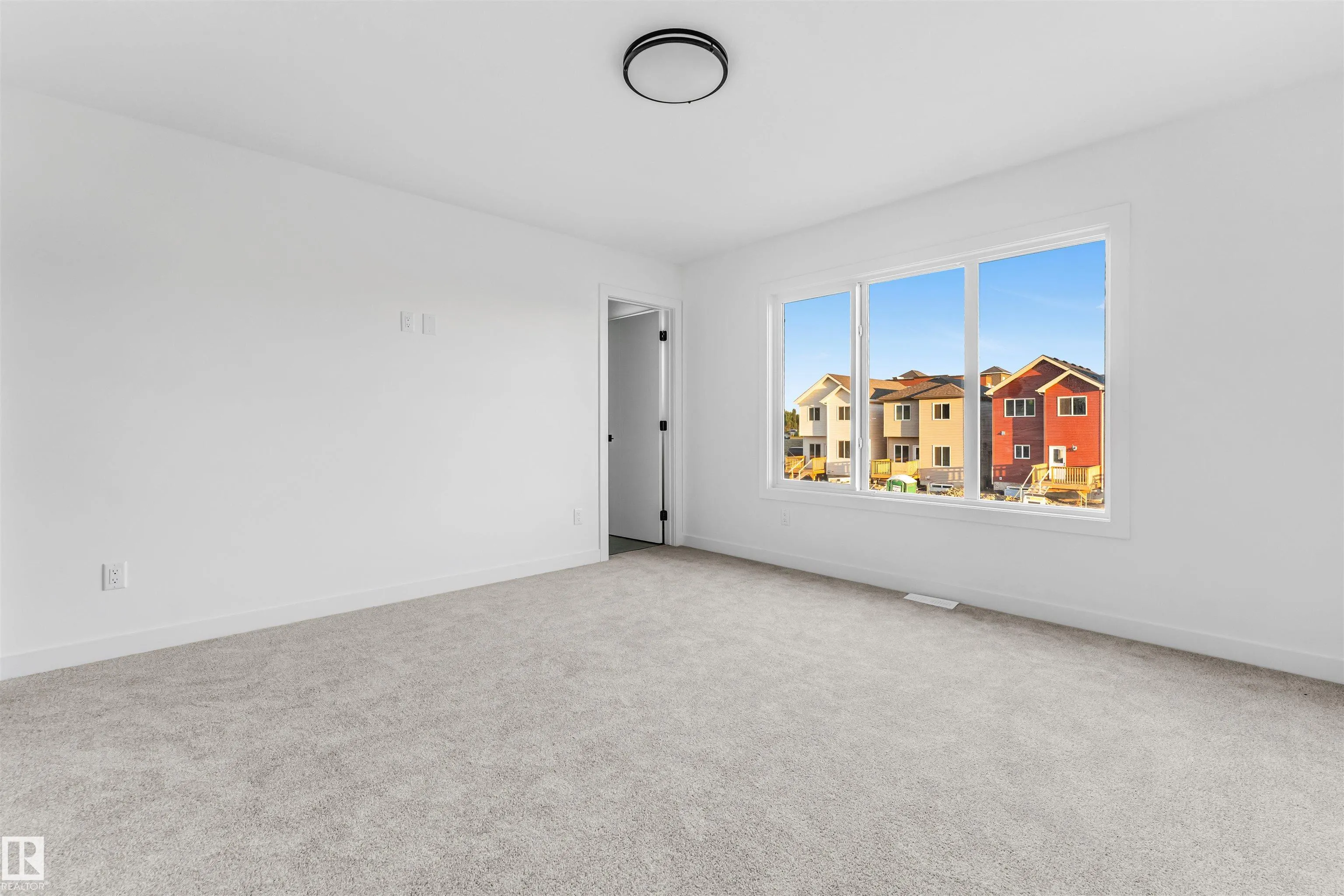 554 Ashgrove Circle