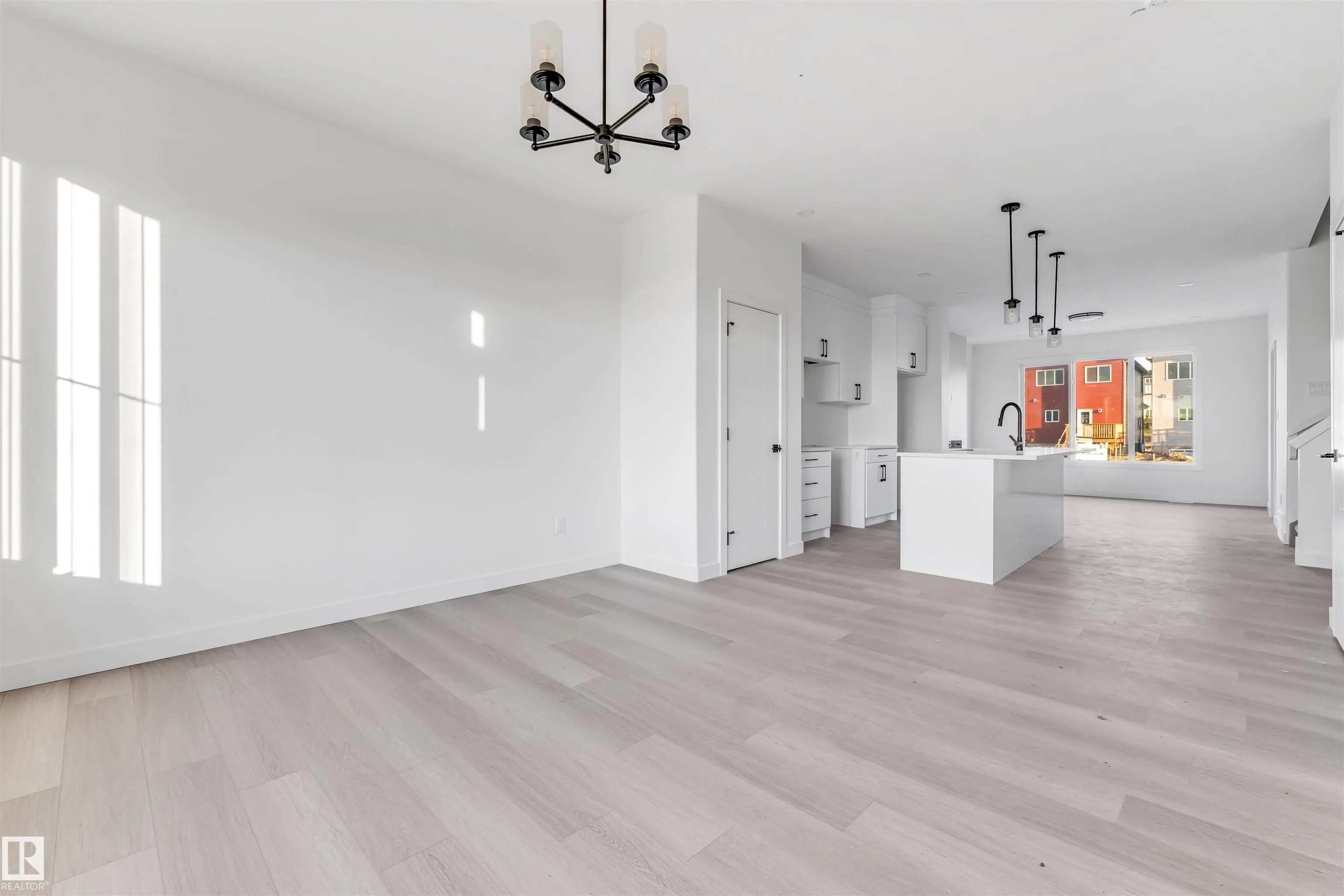 554 Ashgrove Circle