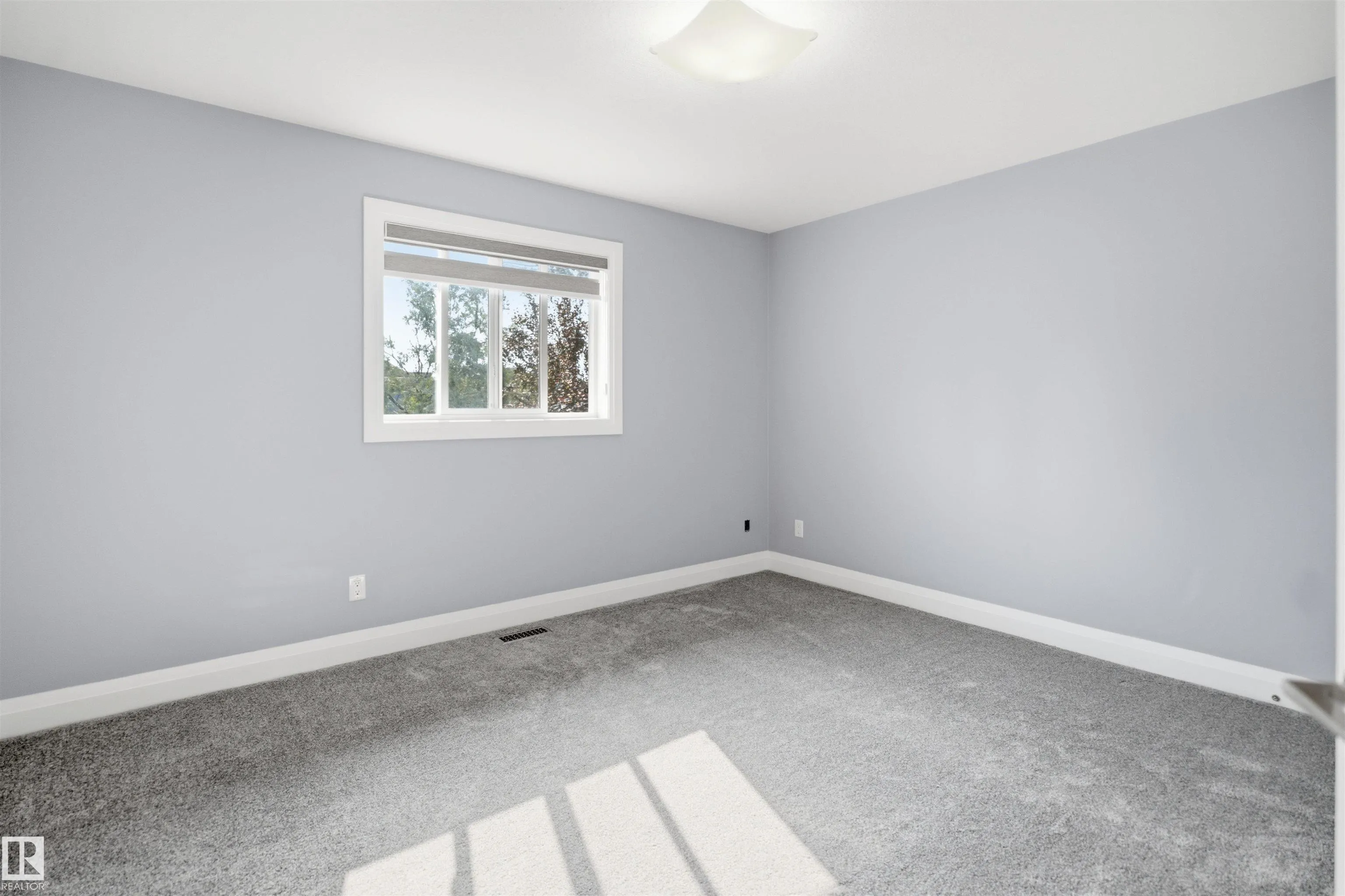 427 Windermere Road