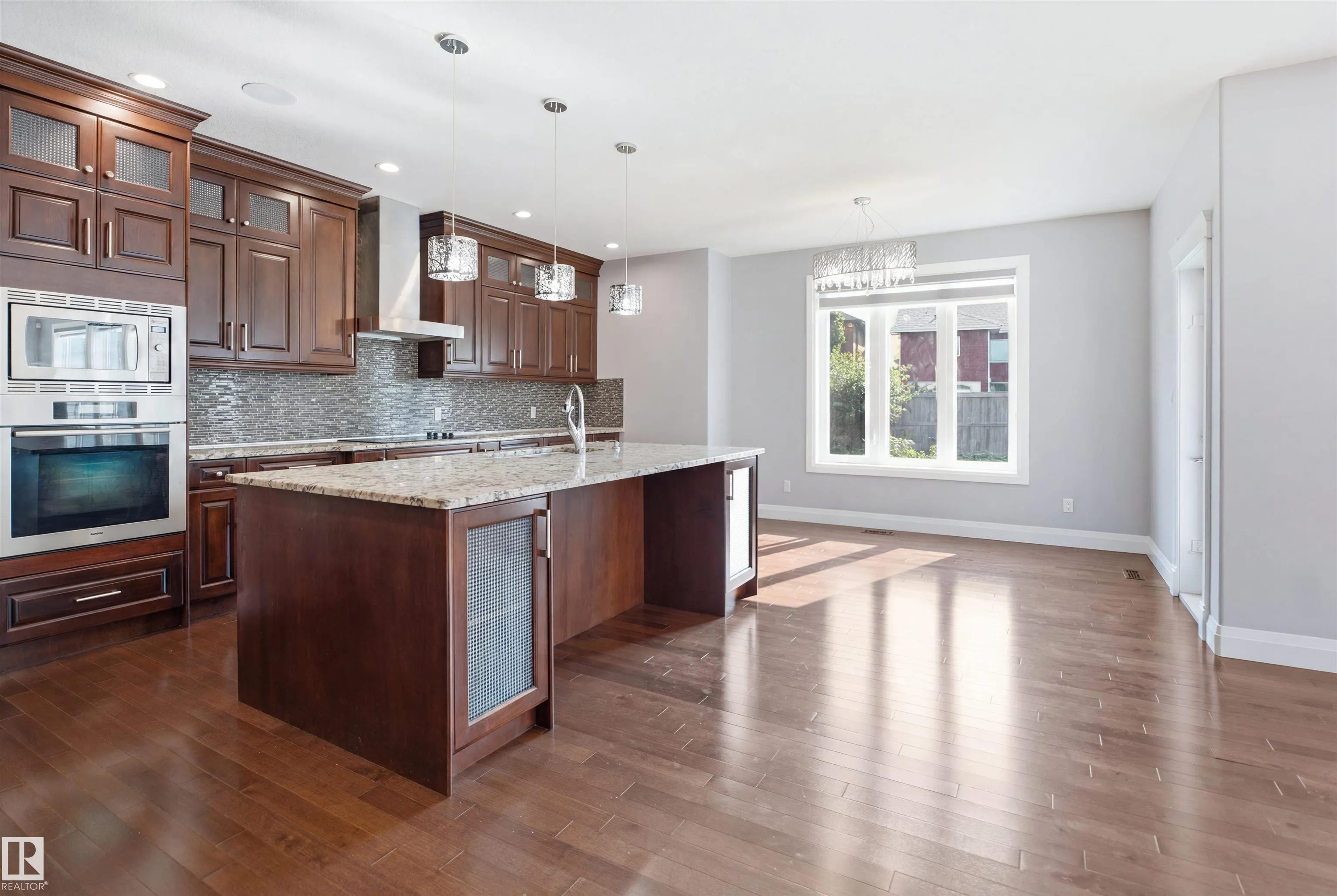 427 Windermere Road